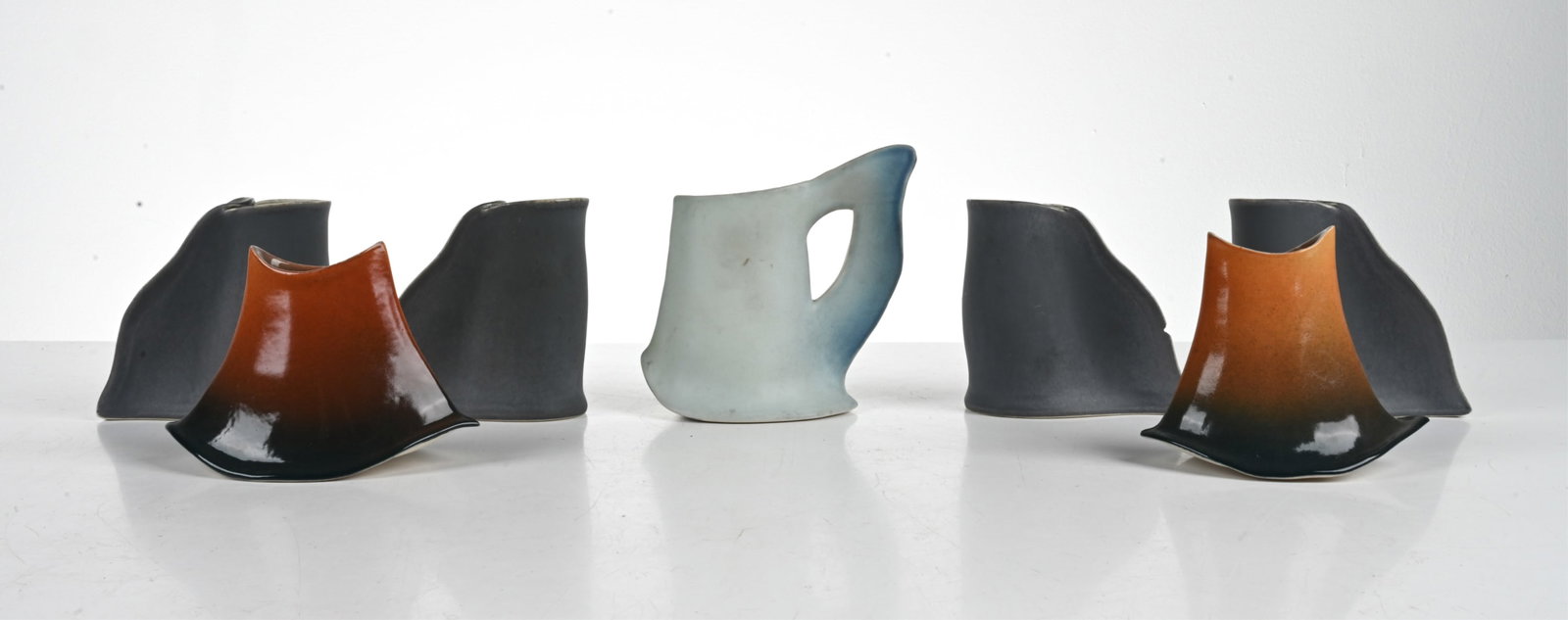 GROUPING OF KAETE BRITTIN SHAW POSTMODERN MUGS (1 of 16)