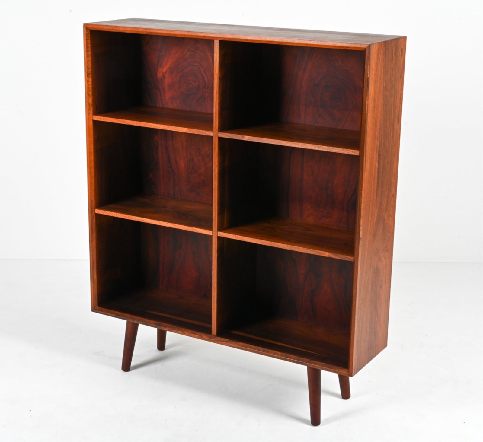 MANNER OF POUL HUNDEVAD DANISH ROSEWOOD BOOKCASE (1 of 16)