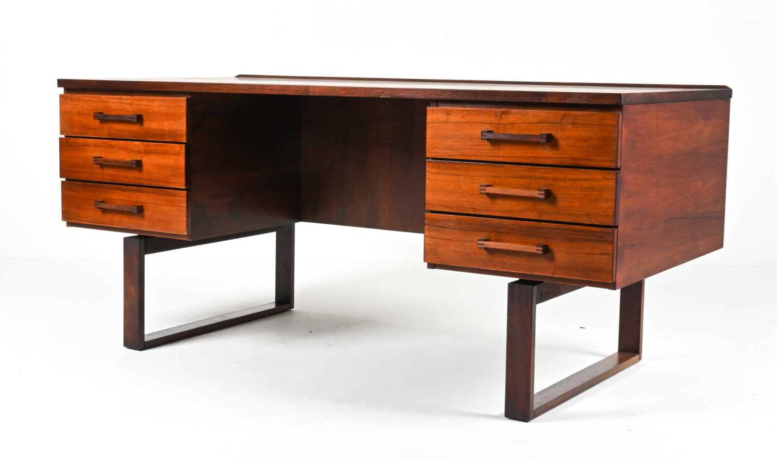 T. VALEUR & H. JENSEN FOR DYRLUND ROSEWOOD DESK (1 of 20)