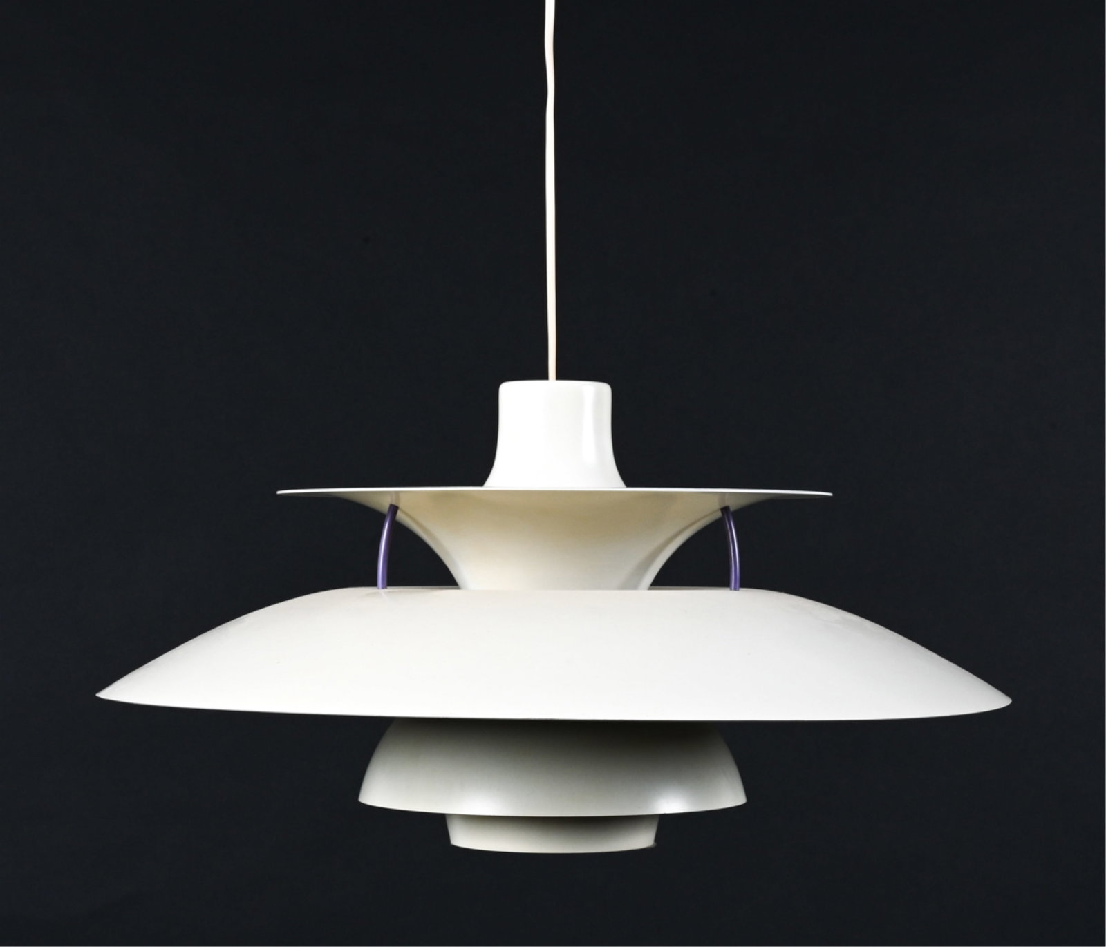 POUL HENNINGSEN FOR LOUIS POULSEN PH5 PENDANT: Dimensions: H 12" x Dia. 20" Condition: Wiring not tested. A few scratches and scuffs to enamel finish. G113