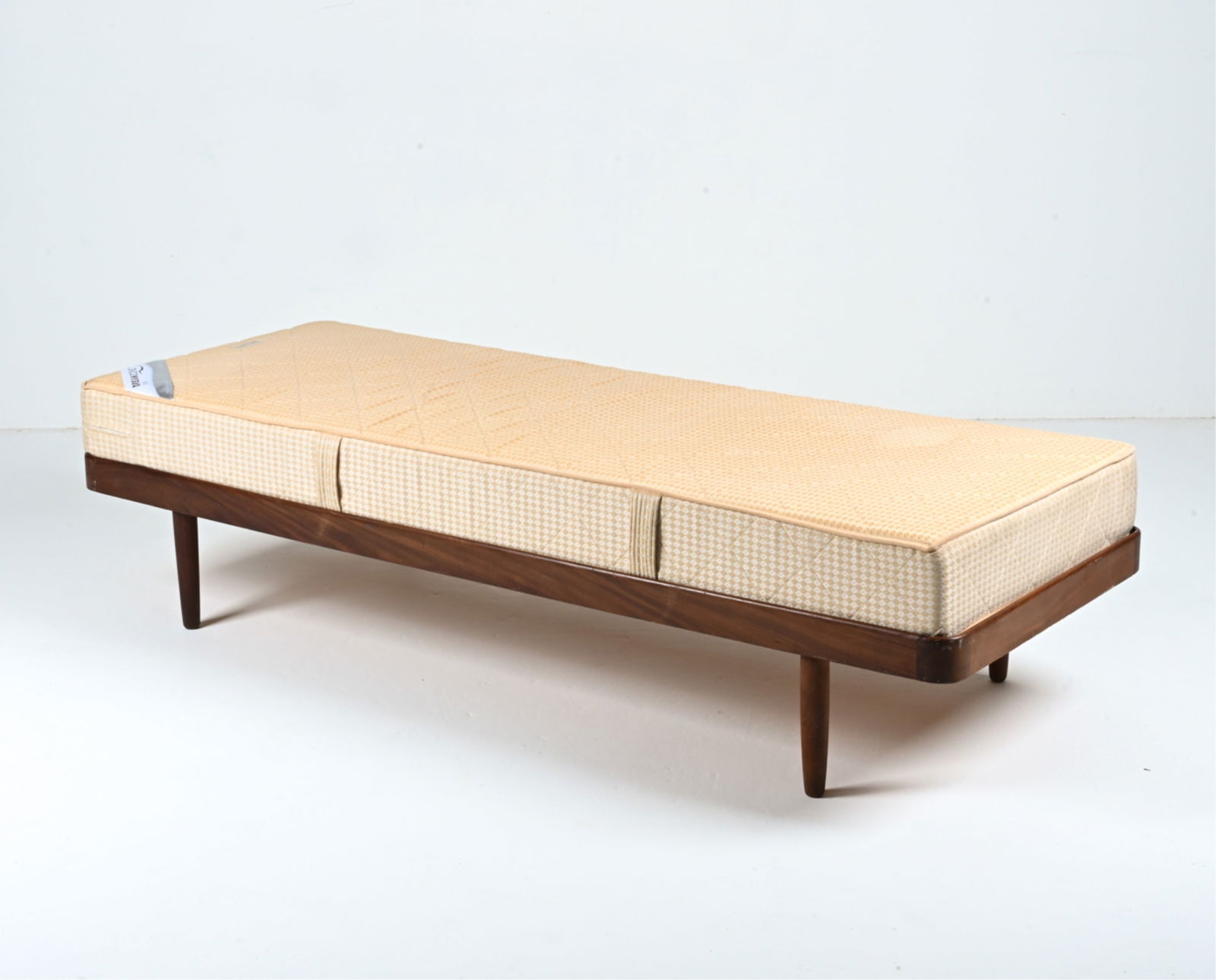 DANISH MID-CENTURY TEAK DAYBED (1 of 20)