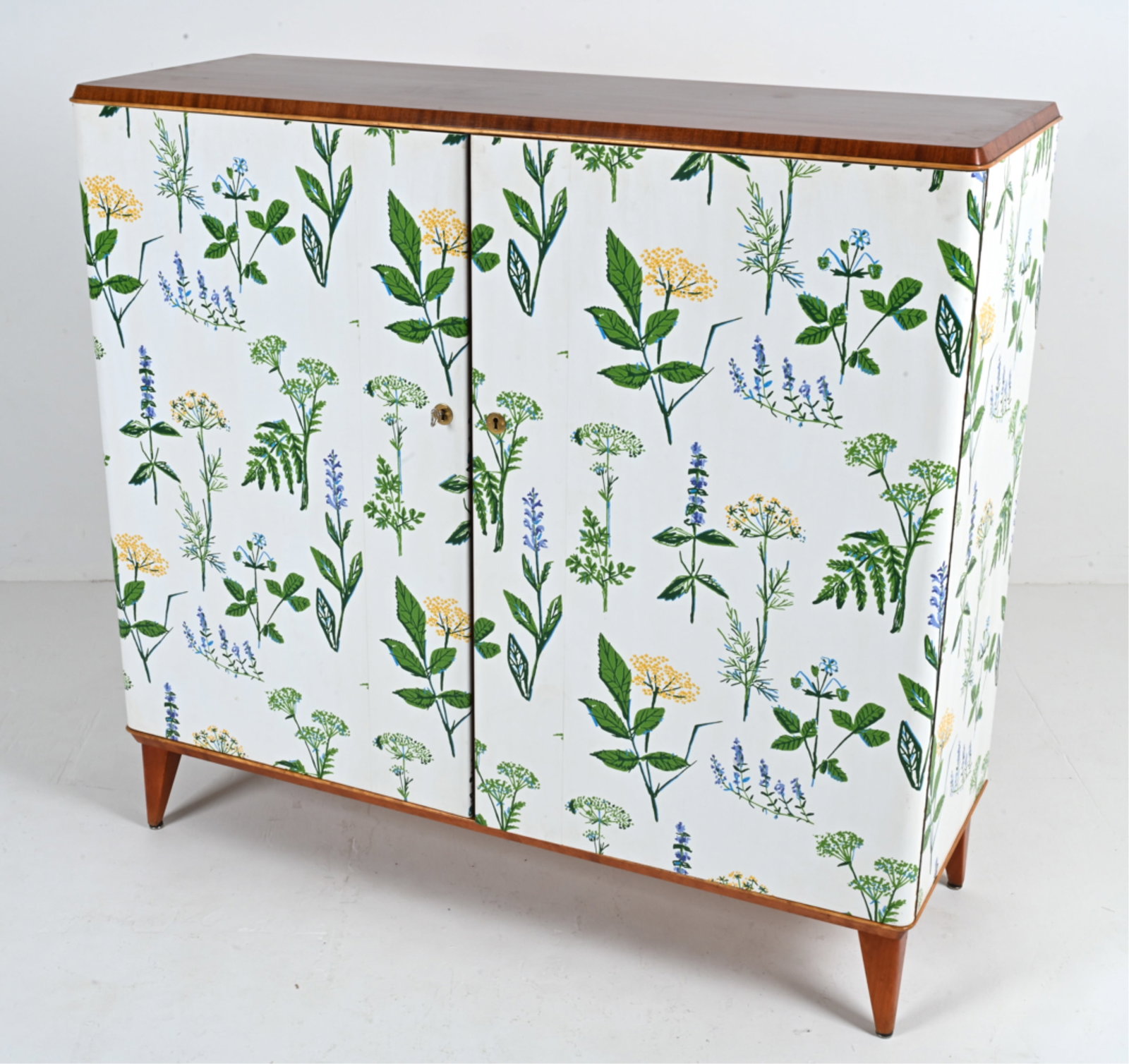 HELMER LARSSON SWEDISH MAHOGANY HIGHBOARD CABINET (1 of 20)