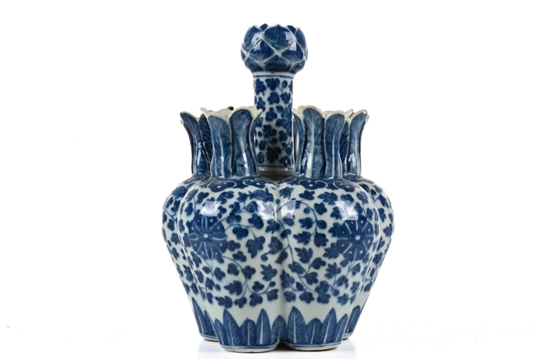 CHINESE BLUE & WHITE PORCELAIN TULIP VASE: Dimensions: H 10.5" x Dia. 7.5" Condition: A few small chips to rims (including one chip to center spout); one bulb holder with significant loss to one petal form at the rim.