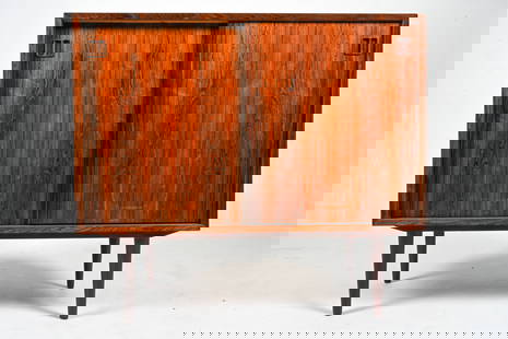 DANISH ROSEWOOD CREDENZA BY BROUER, C. 1960'S: Petite sideboard or media cabinet in luxurious rosewood, produced by Brouer Mobelfabrik, c. 1960's. Dimensions: H 35" x W 39.35" x D 16.5" Condition: Showing light signs of age and use including wear