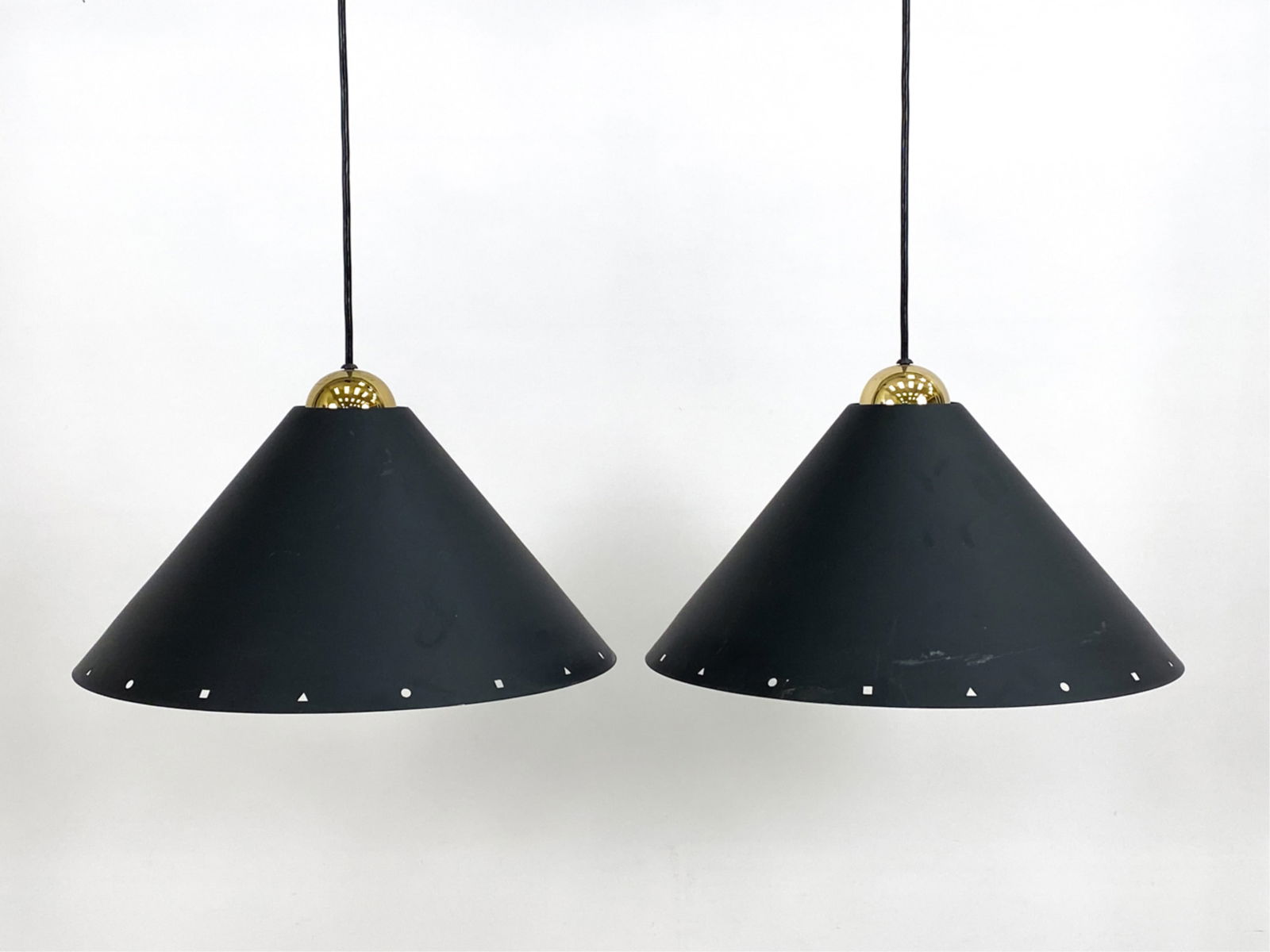 PAIR MEMPHIS STYLE PENDANT LAMPS (1 of 13)