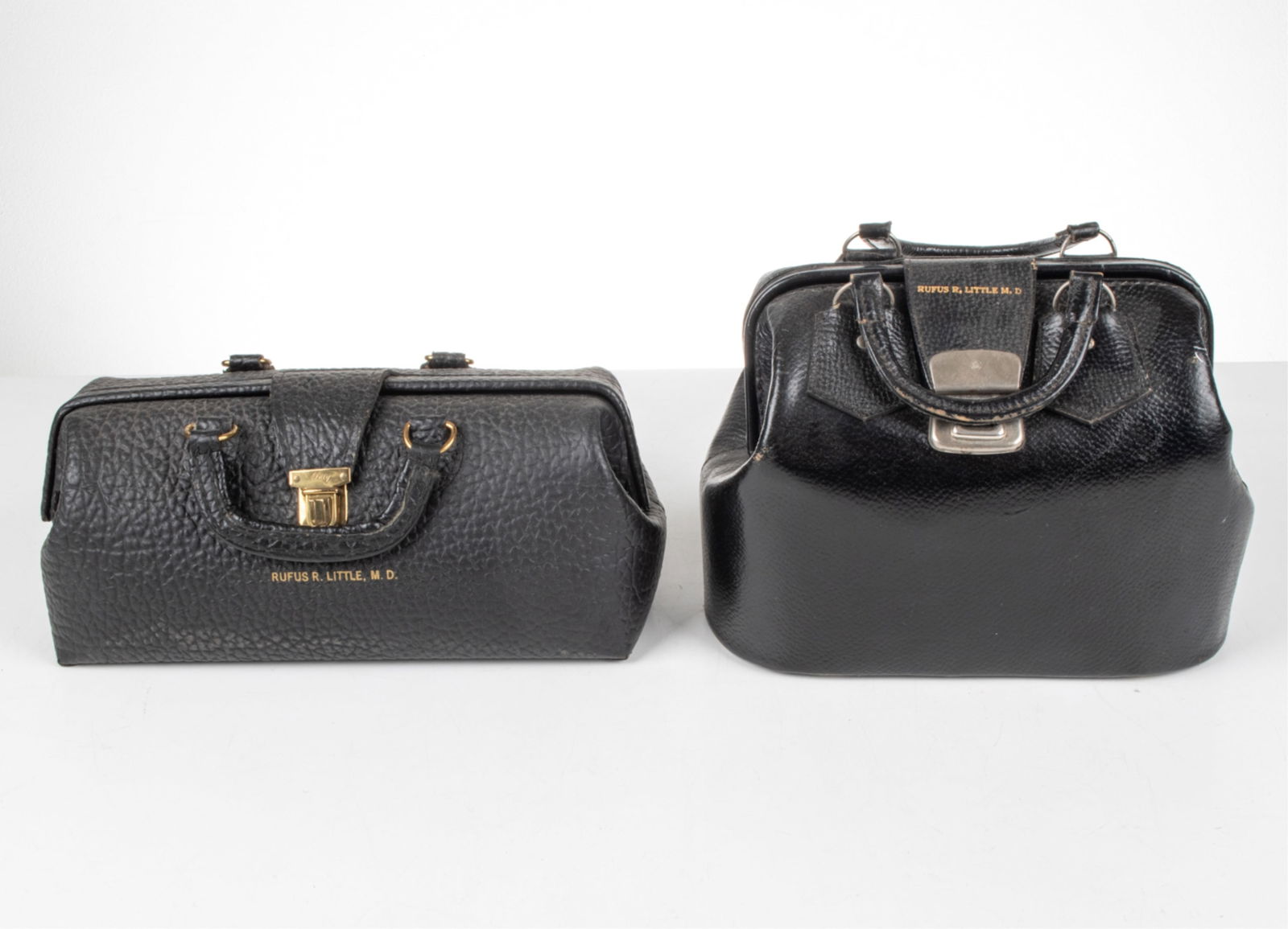 (2) VINTAGE LEATHER DOCTOR'S GLADSTONE BAGS (1 of 17)