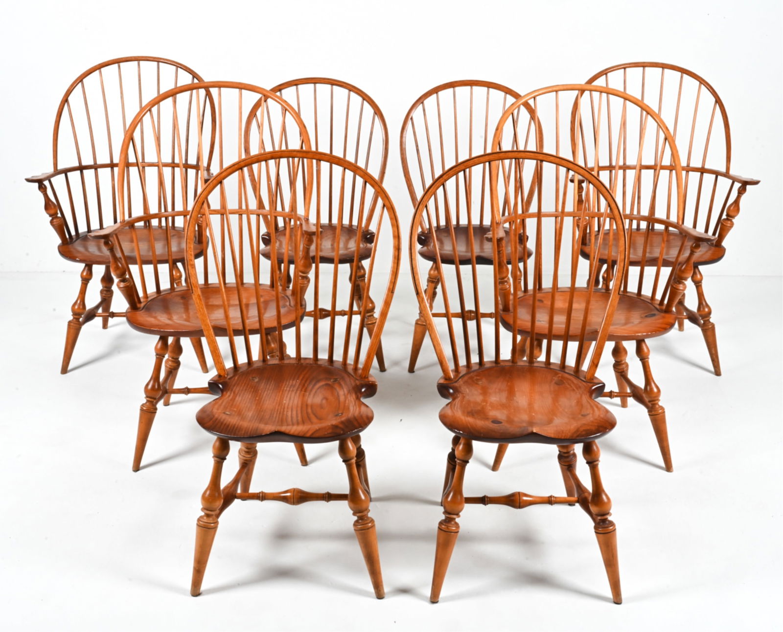 (8) D.R. DIMES CRAFT MADE BOWBACK WINDSOR CHAIRS (1 of 19)