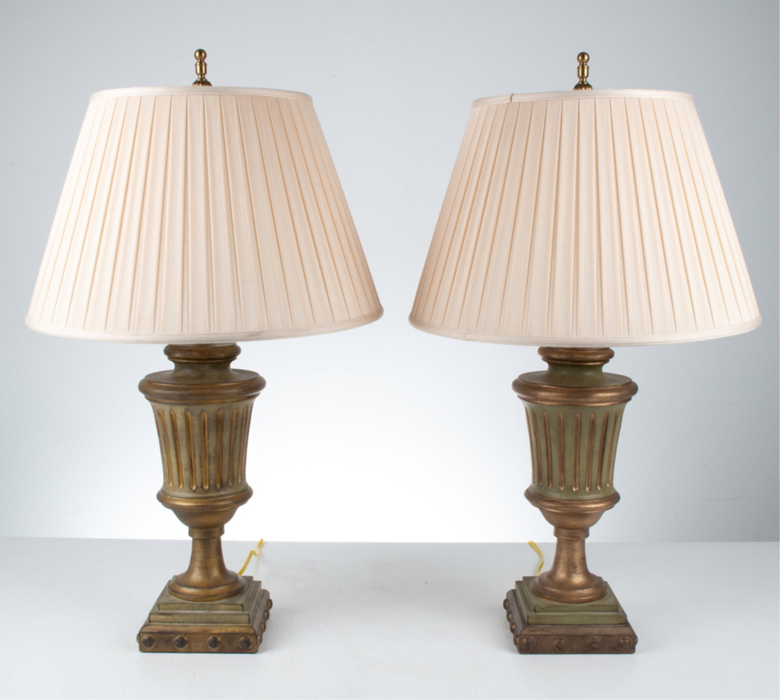 PAIR OF CHELSEA HOUSE CLASSICAL URN LAMPS: Painted composite. Stamped Chelsea House on sockets. Dimensions: H 35" x Dia. 20" Condition: Wiring not tested. No issues to note.