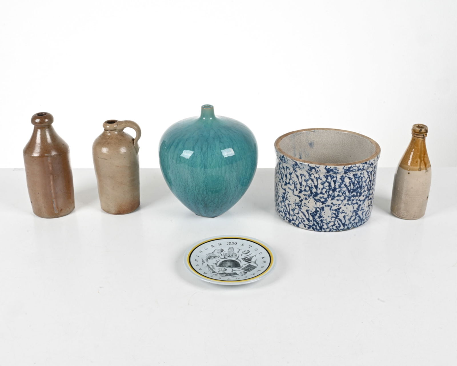 GROUPING OF STUDIO CERAMICS & ANTIQUE STONEWARE (1 of 19)