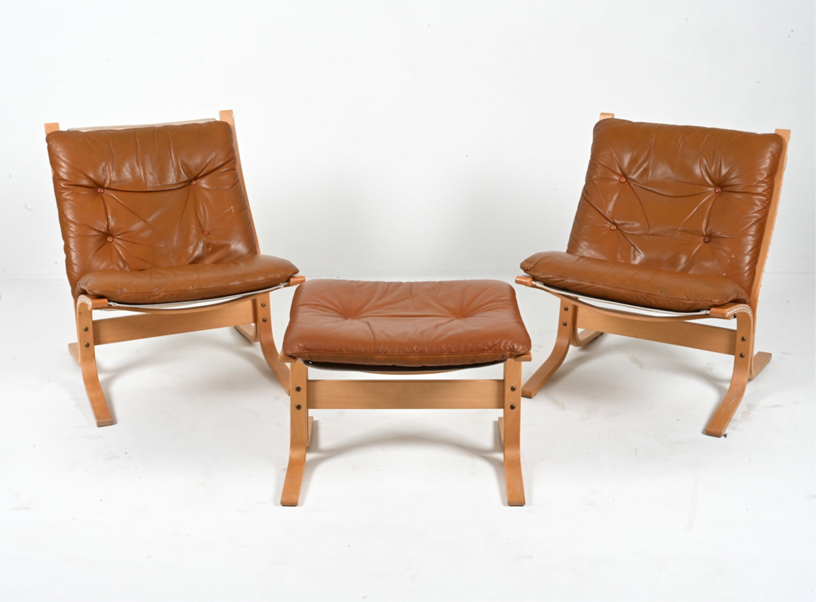 (2) INGMAR RELLING "SIESTA" CHAIRS & OTTOMAN (1 of 19)