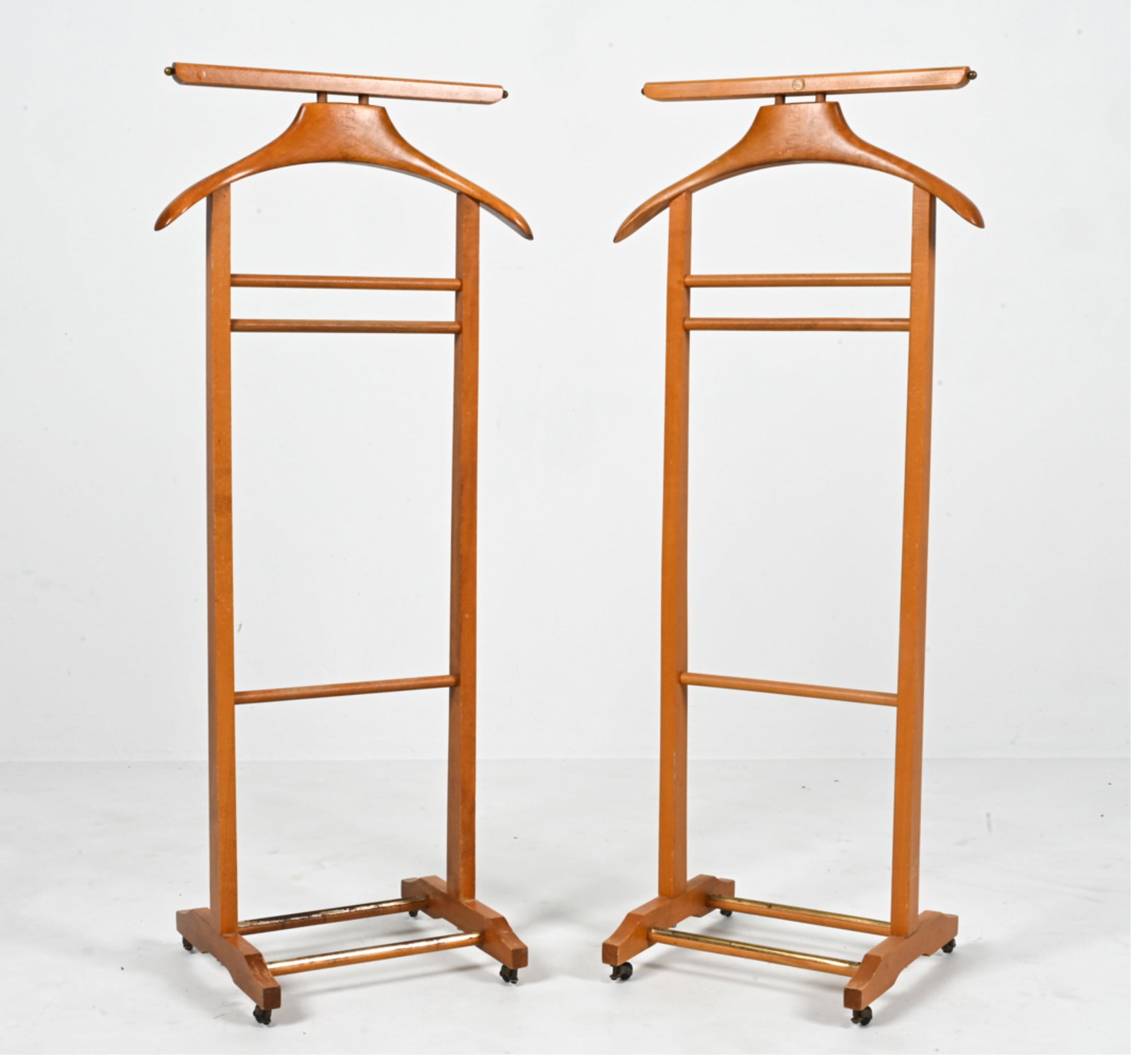 (2) FRATELLI REGUITTI ITALIAN BEECHWOOD VALETS (1 of 20)