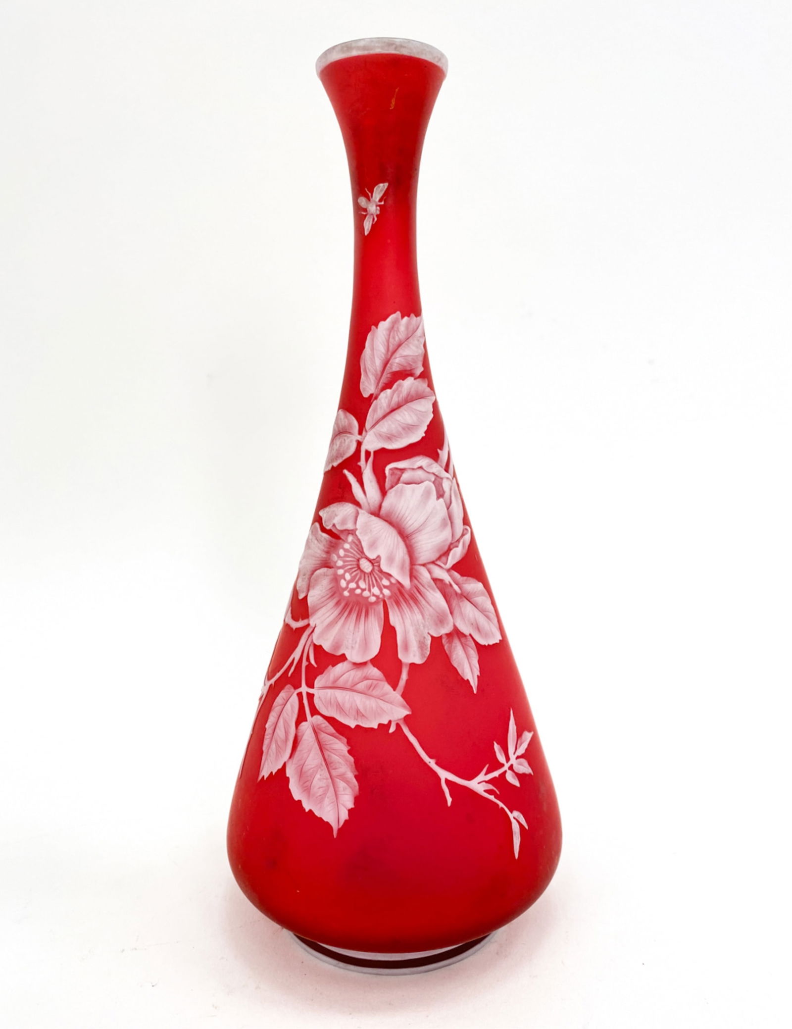 ATTR. THOMAS WEBB SMALL CAMEO GLASS VASE: Unsigned. Dimensions: H 8.75" x D 3.5" Condition: Light signs of handling.