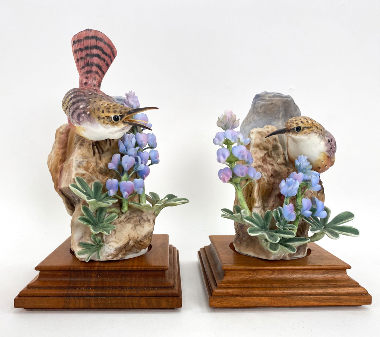 (2) ROYAL WORCESTER CANYON WREN FIGURES (1 of 19)