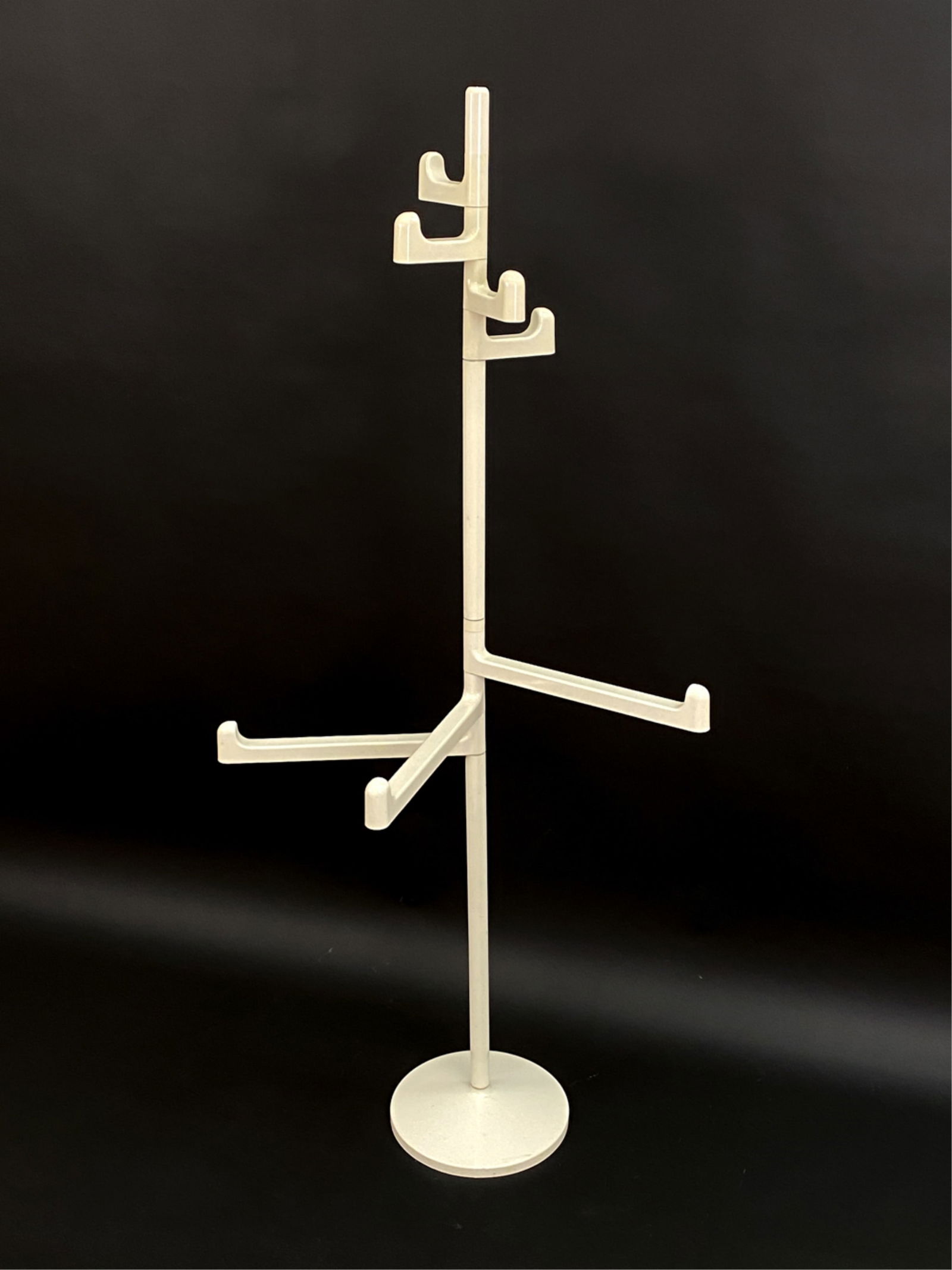 MAKIO HASUIKE GEDY COAT RACK (1 of 9)
