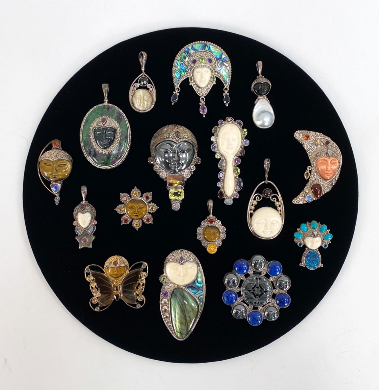 GROUPING OF SAJEN STERLING BROOCHES & PENDANTS (1 of 20)