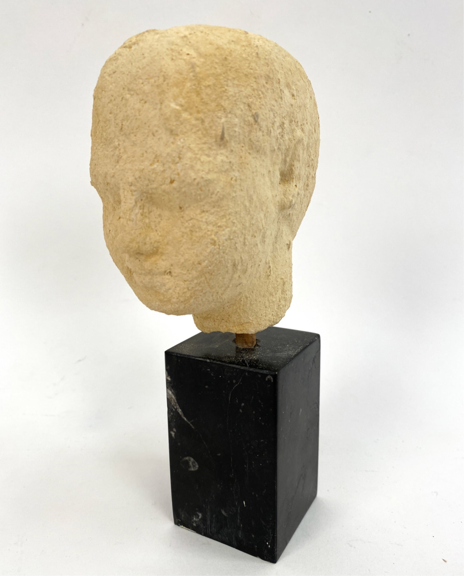 PTOLEMAIC EGYPT LIMESTONE SCULPURES MODEL HEAD (1 of 11)