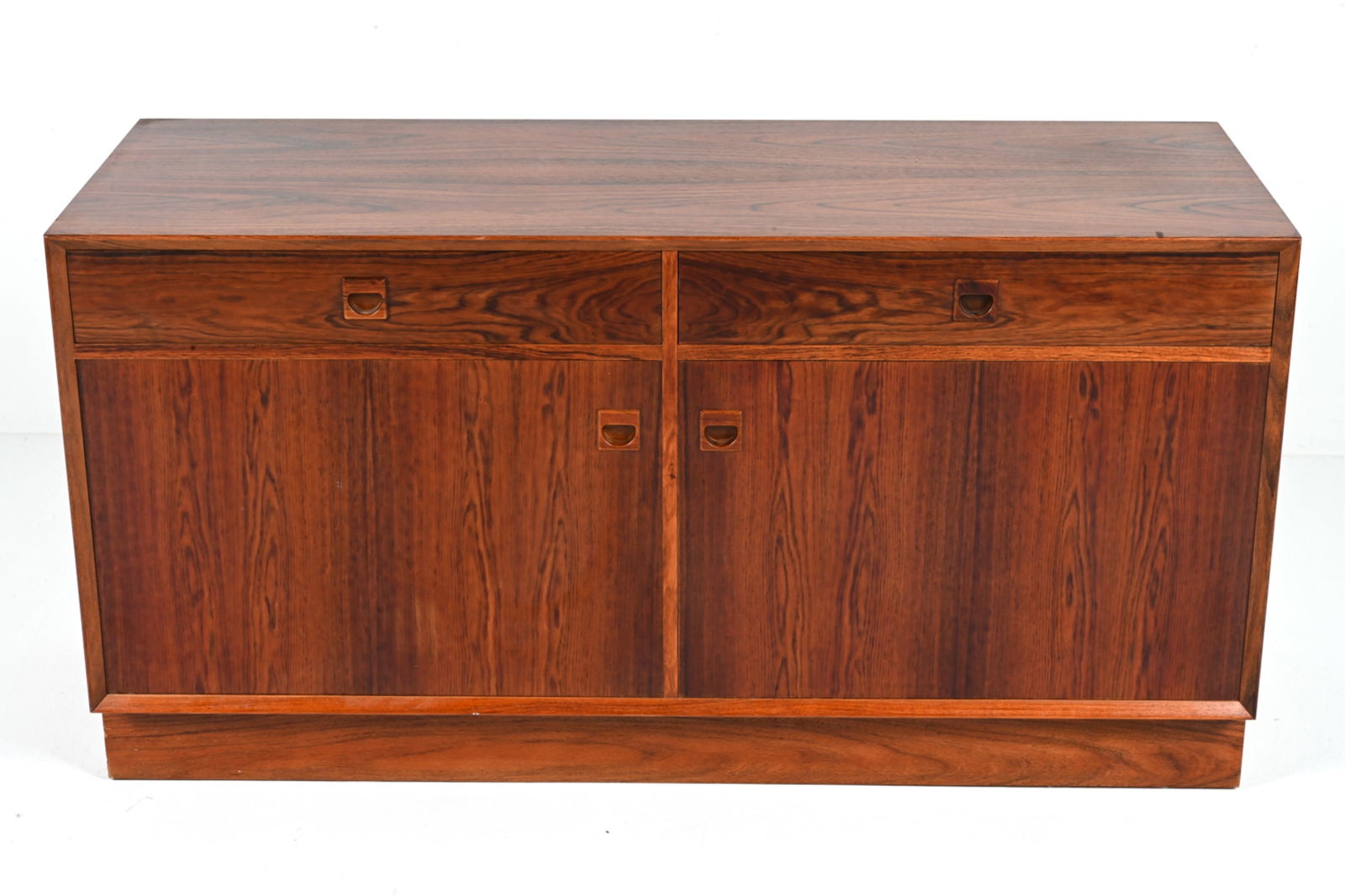BROUER MOBELFABRIK DANISH ROSEWOOD SIDEBOARD (1 of 20)