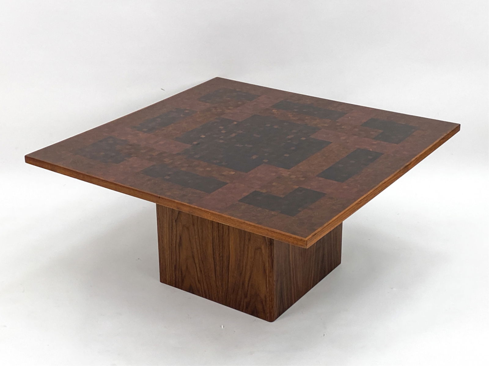 DANISH MID-CENTURY ROSEWOOD INLAID COFFEE TABLE (1 of 10)