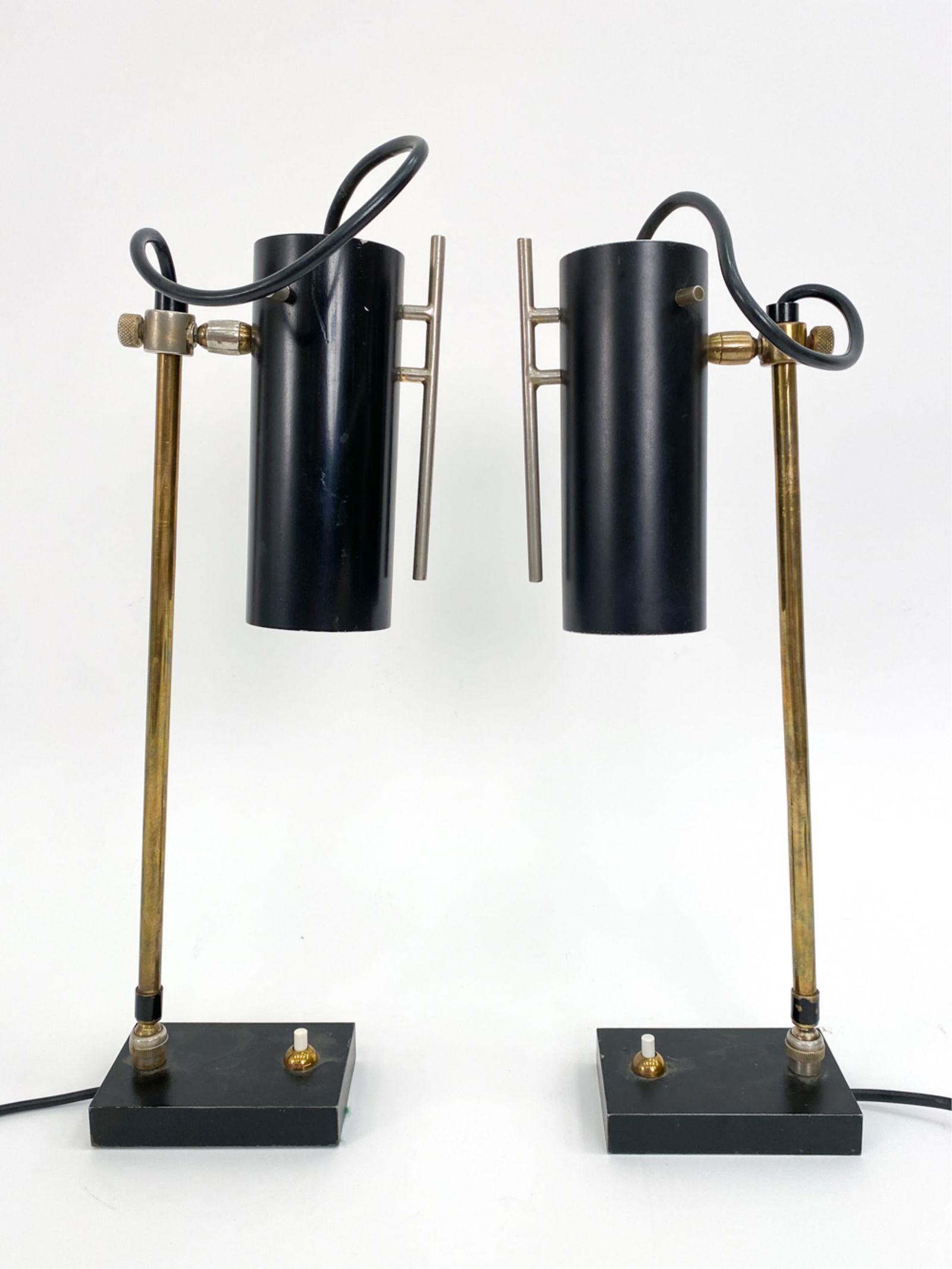 PAIR MID-CENTURY TABLE LAMPS (1 of 15)