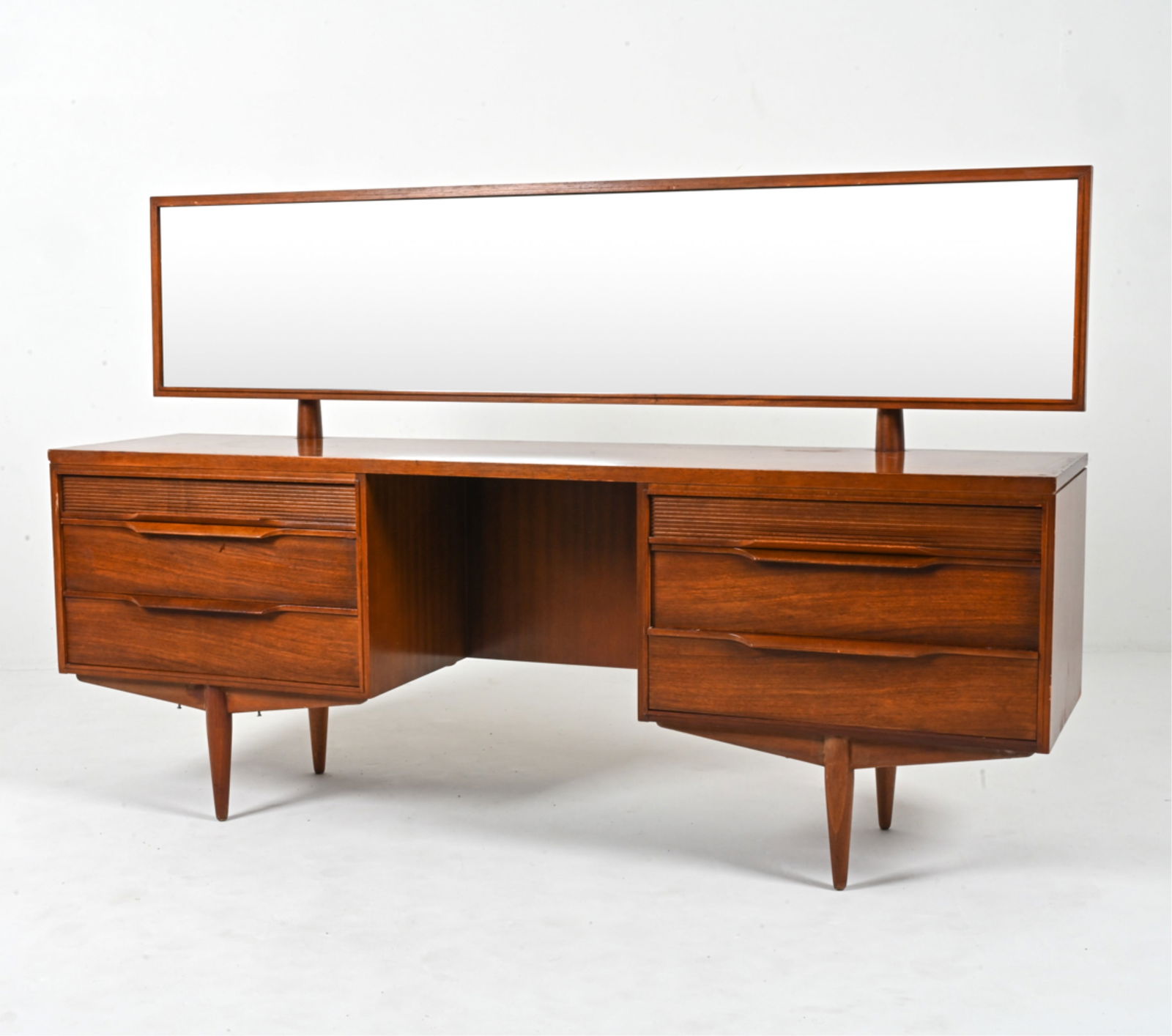 ARTHUR EDWARDS WHITE & NEWTON TEAK DRESSING TABLE (1 of 16)