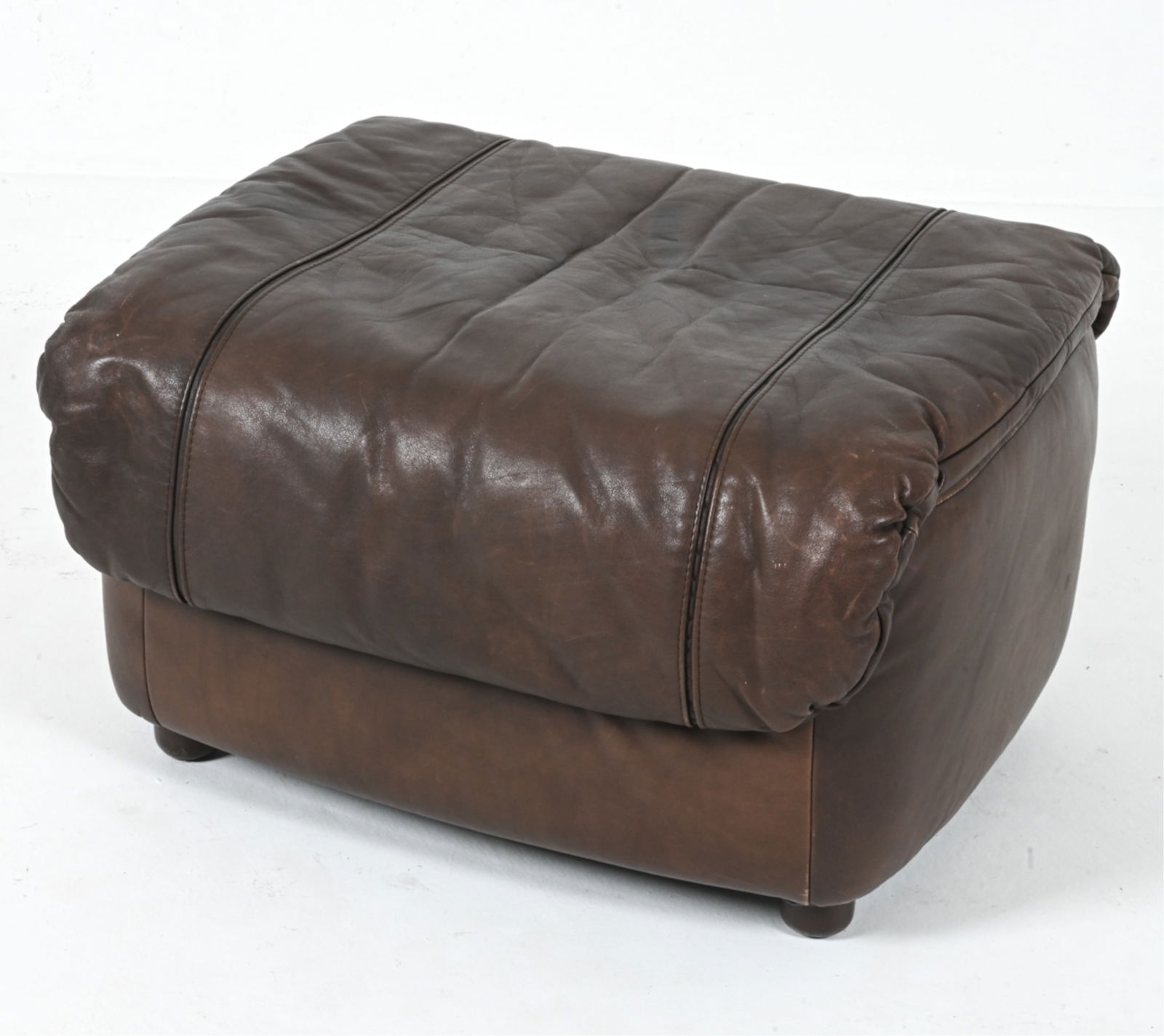VINTAGE DUTCH LEATHER OTTOMAN (1 of 17)