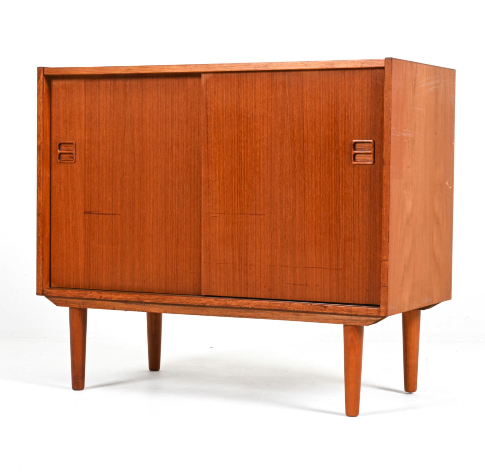 MANNER OF BROUER DANISH TEAK CABINET (1 of 18)