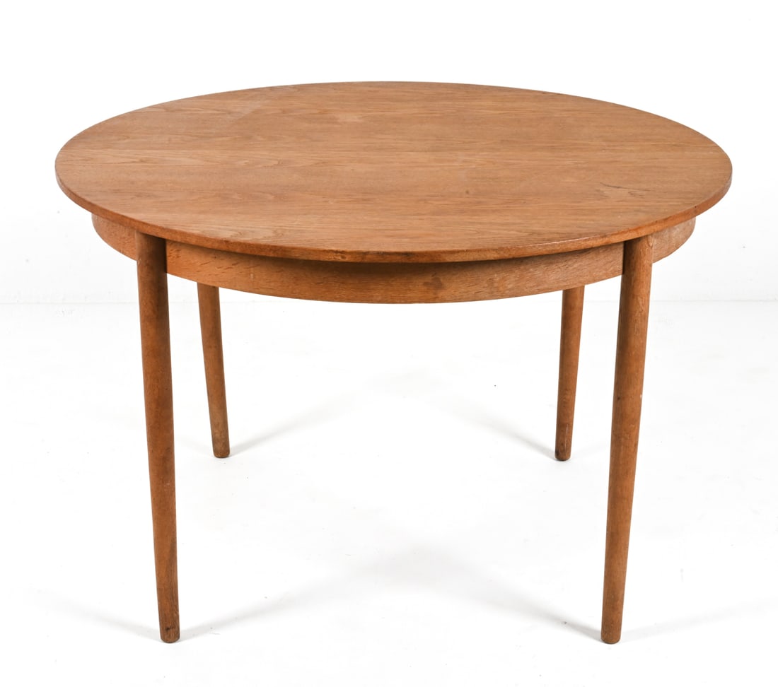 SCANDINAVIAN MODERN QUARTER-SAWN OAK DINING TABLE (1 of 20)