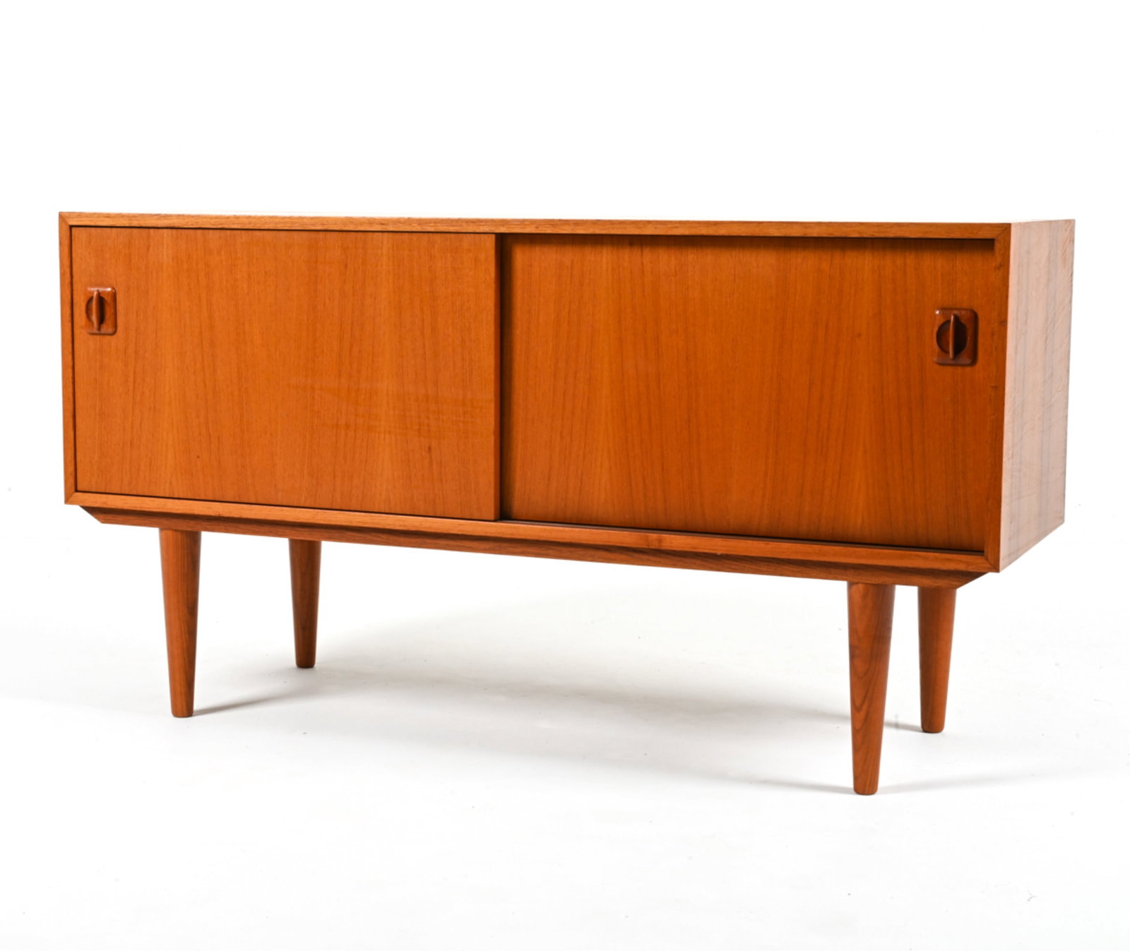 SCANDINAVIAN MID-CENTURY TEAK RECORD CABINET (1 of 17)