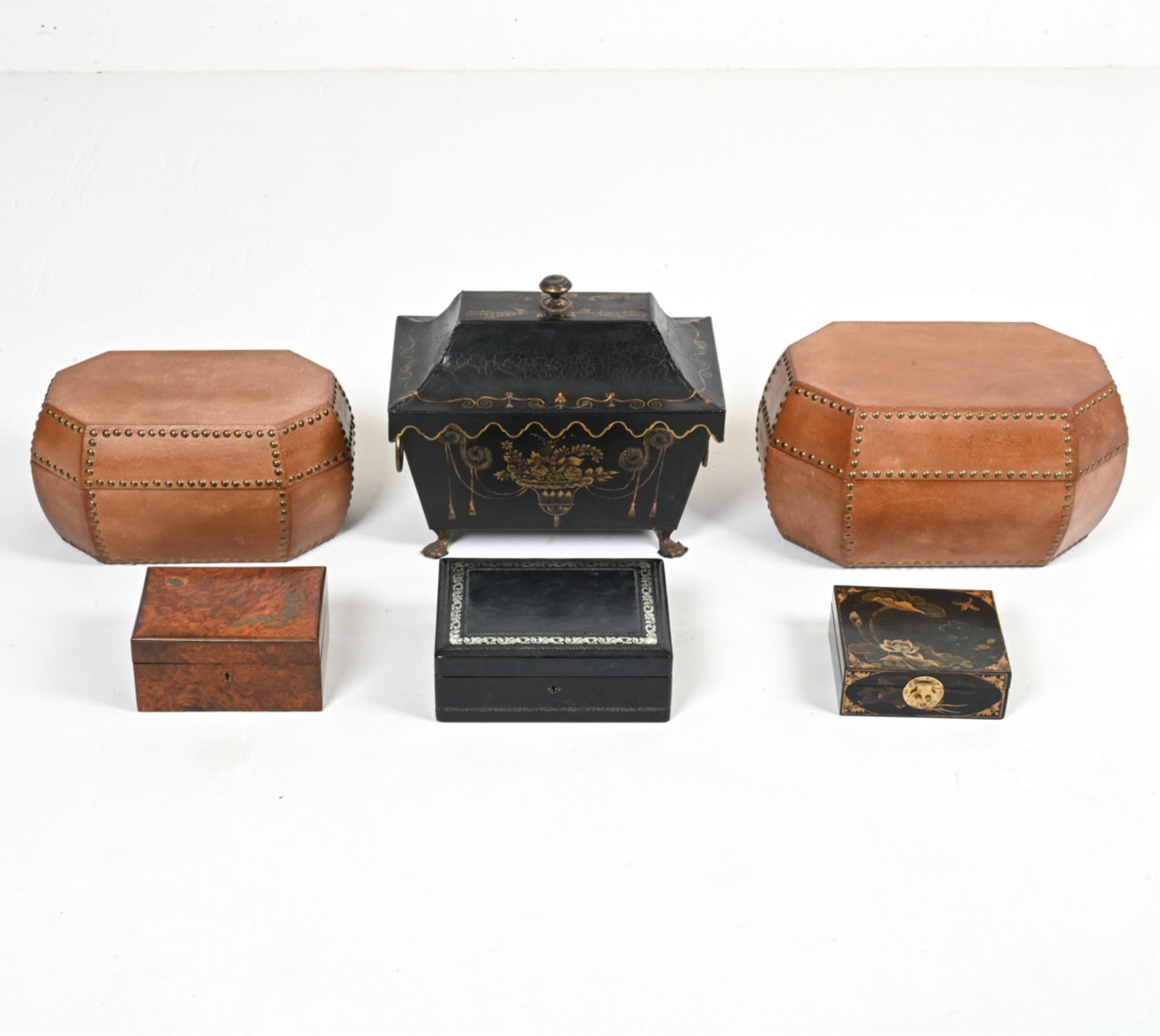 GROUPING OF DECORATIVE BOXES INCL. ANTIQUE (1 of 18)