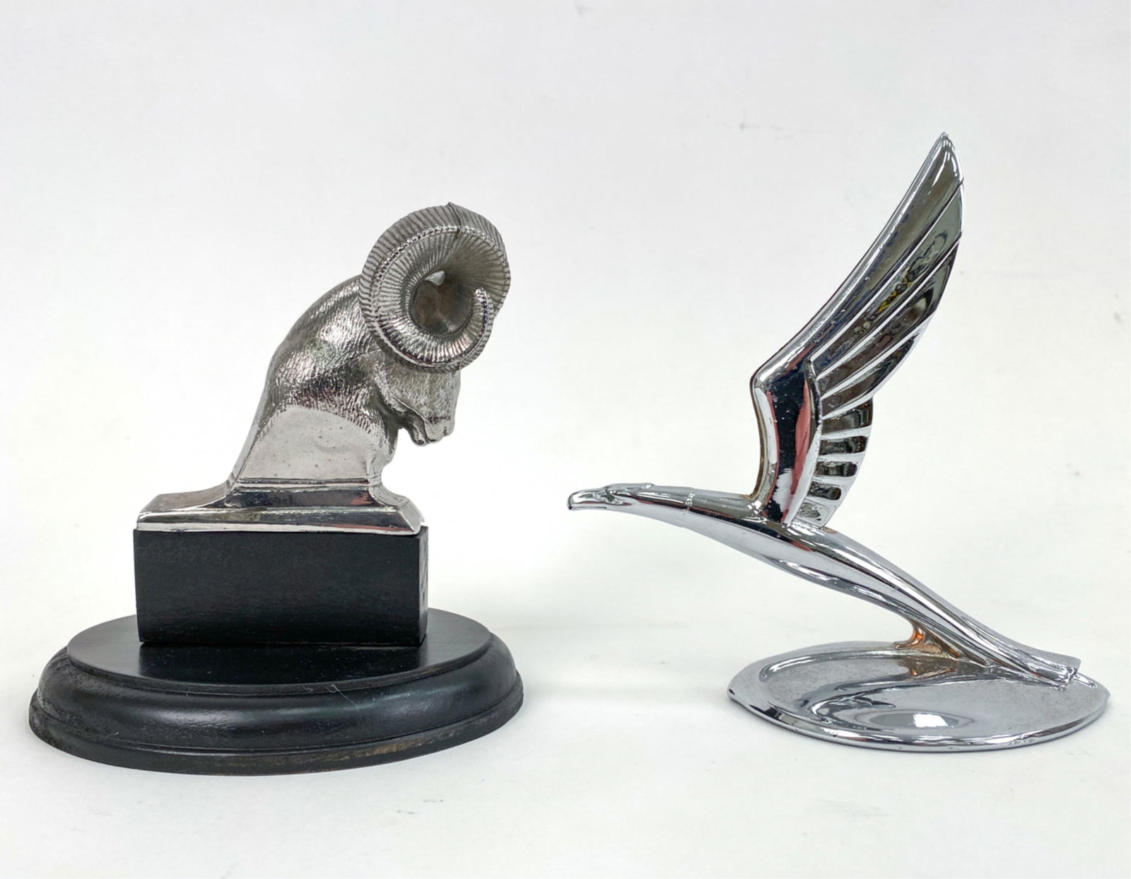 (2) VINTAGE CAR MASCOT HOOD ORNAMENTS (1 of 15)