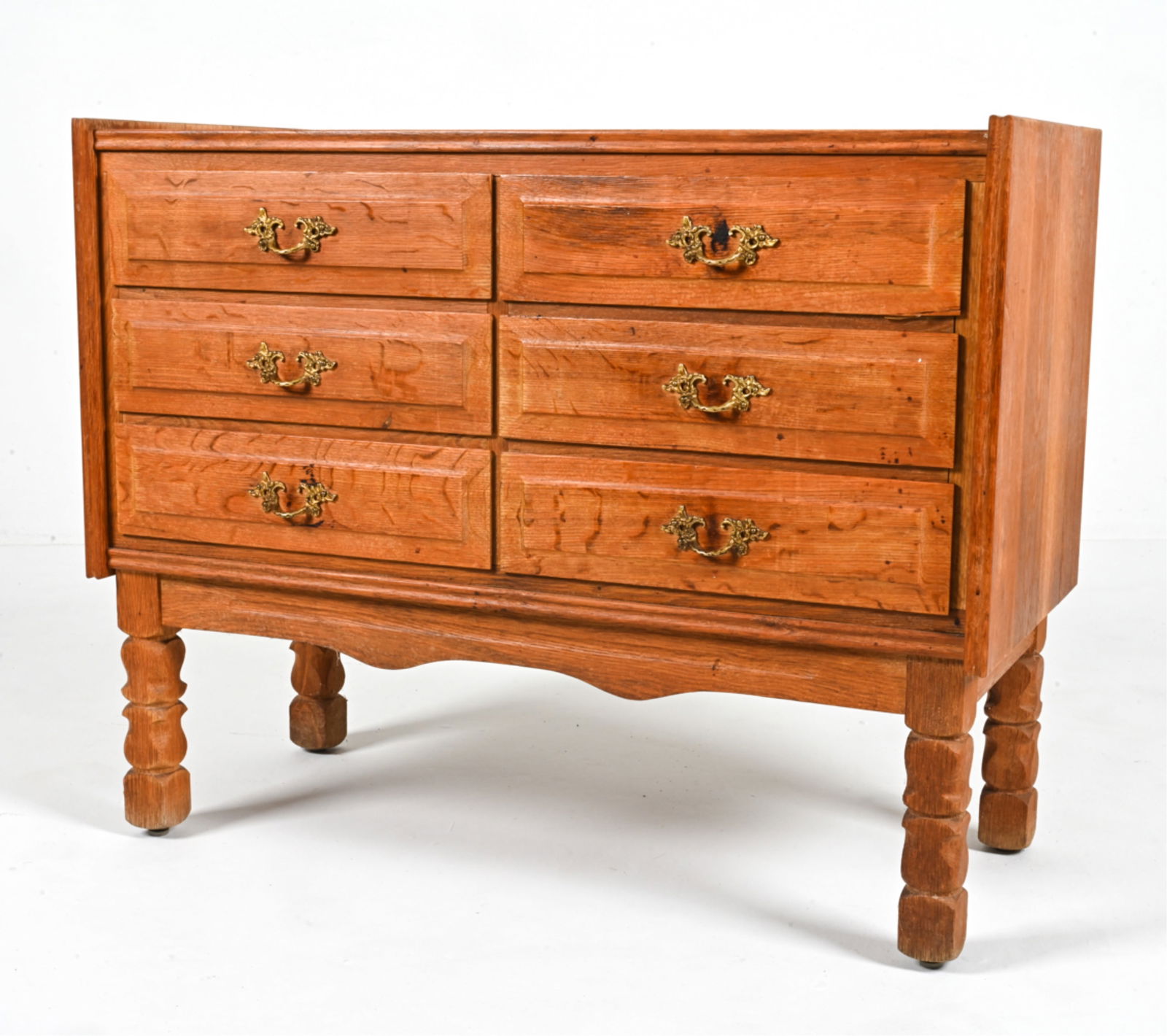 MANNER OF HENNING KJAERNULF OAK CHEST OF DRAWERS (1 of 20)