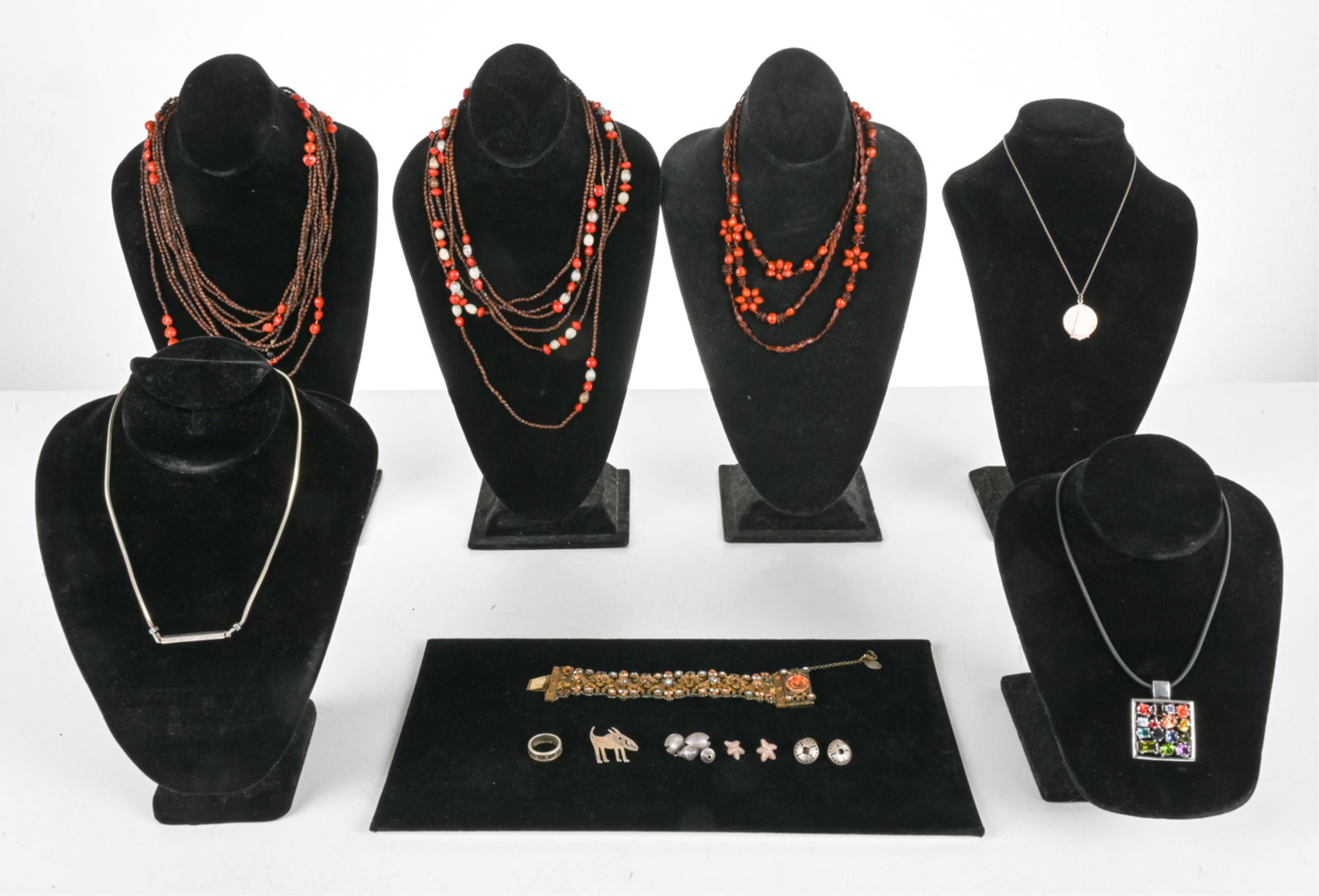 GROUPING OF ARTISAN, DESIGNER, & SILVER JEWELRY (1 of 20)