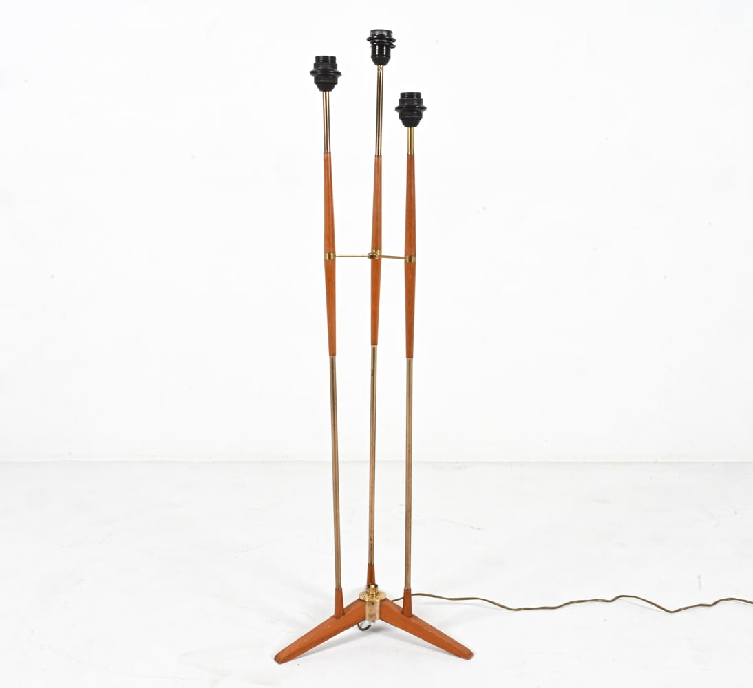 SWEDISH ATOMIC AGE TEAK TRIPLE LIGHT FLOOR LAMP (1 of 12)