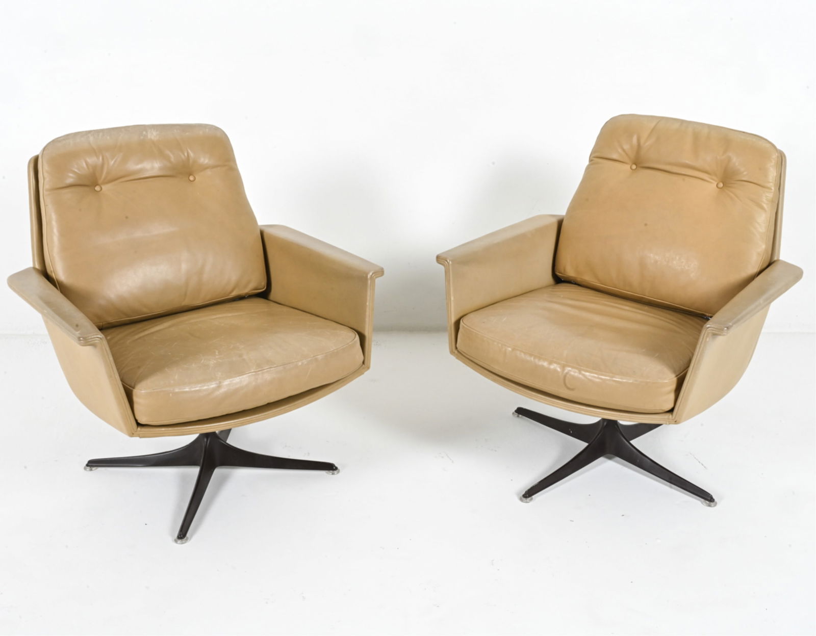 (2) SPACE AGE HORST BRUNING FOR COR "SEDIA" CHAIRS (1 of 14)