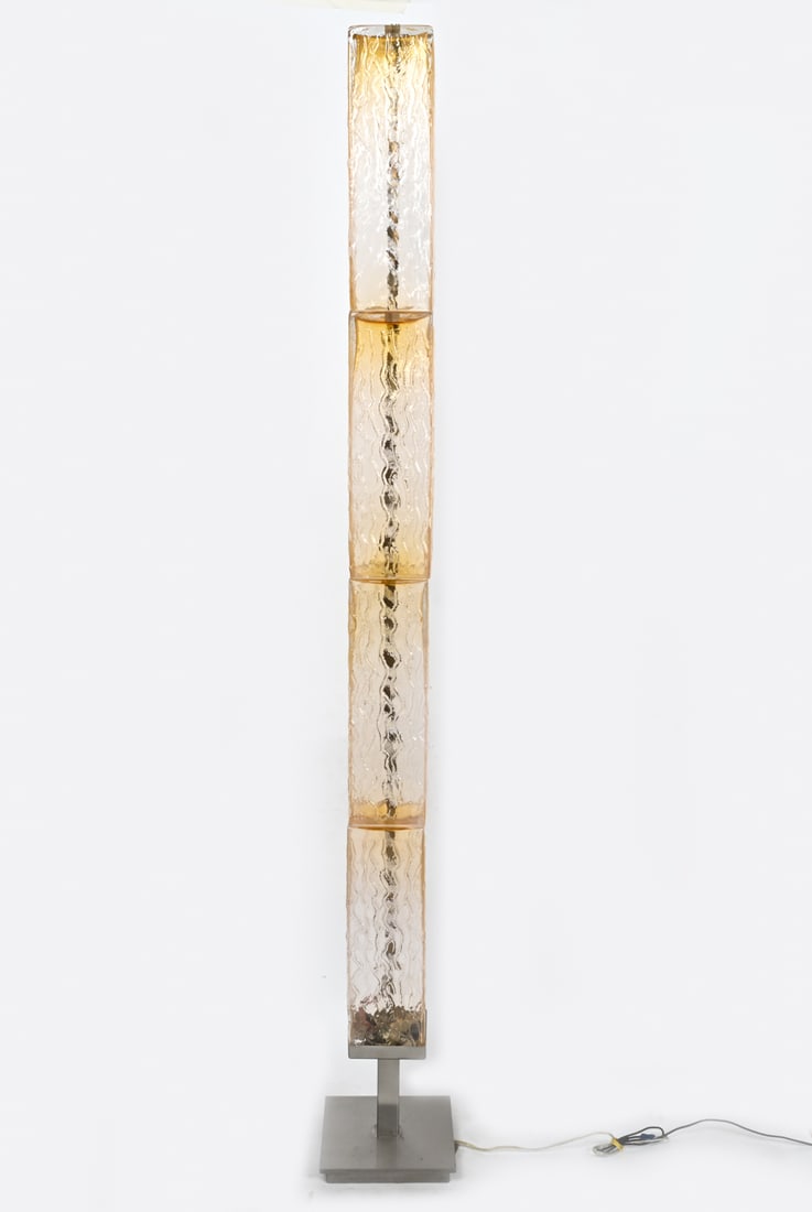 LORIN MARSH ITALIAN GLASS FLOOR LAMP: Lorin Marsh glass cubes floor lamp. Dimensions: H 72.25" x W 9". Condition: Lamp is functional. One internal crack to lowest block of glass, approx. 1.5" long. A few small internal scallops to top blo