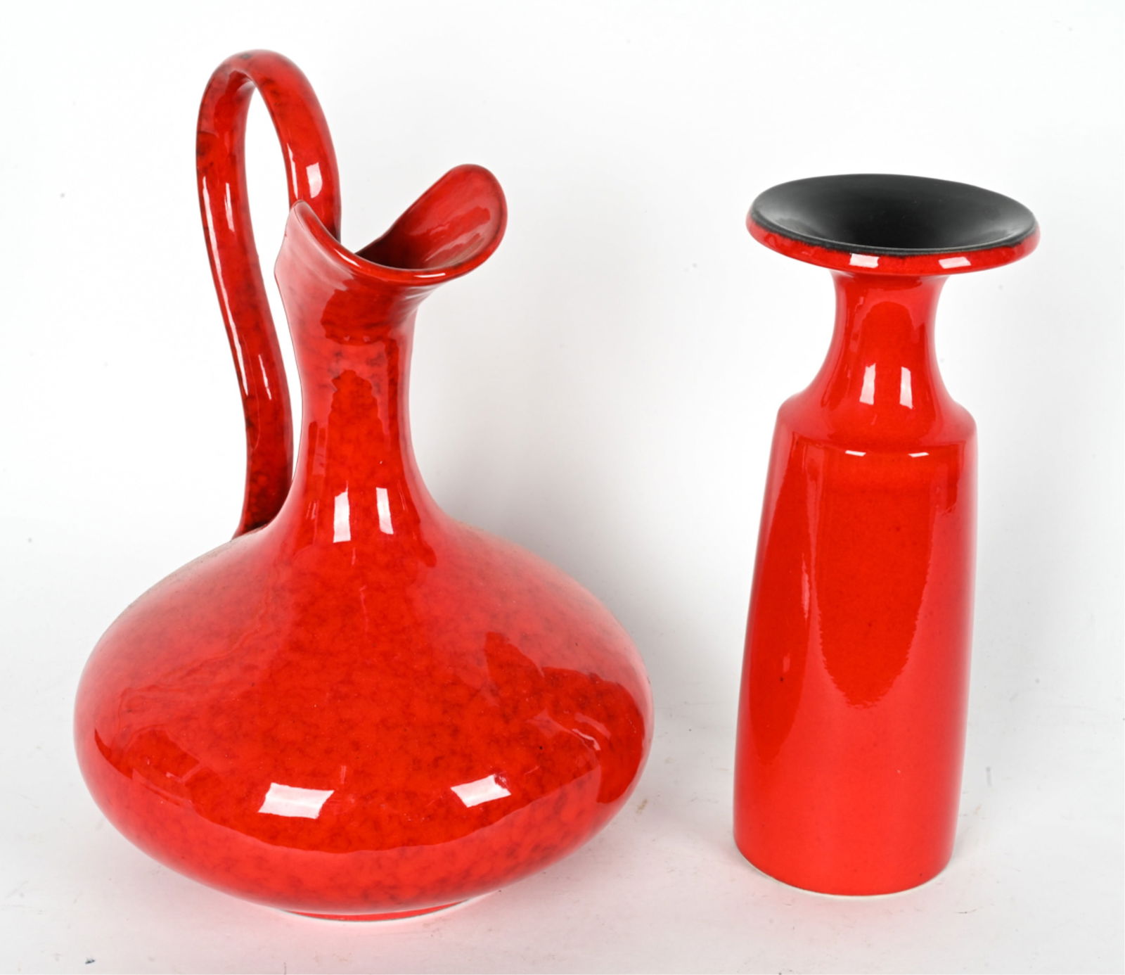 (2) MID-CENTURY ITALIAN POTTERY GROUPING (1 of 10)