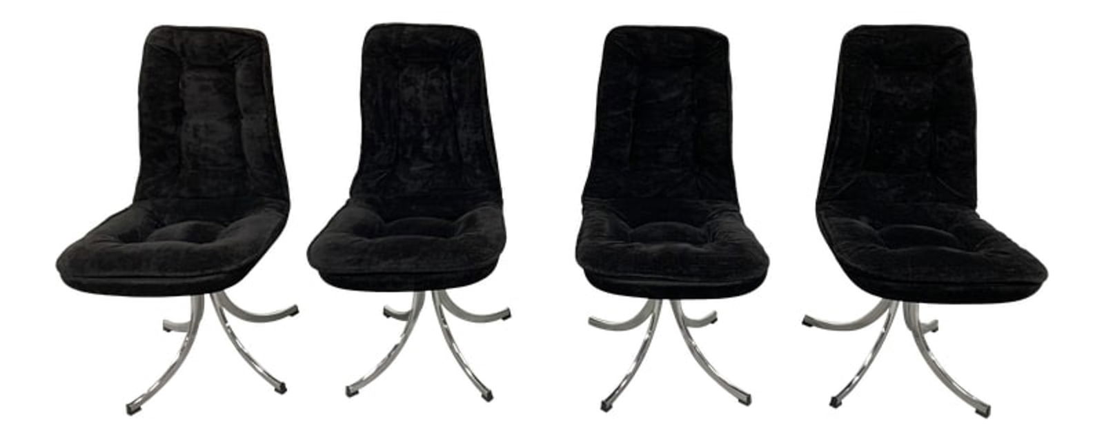 (4) CHROMCRAFT VELVET & CHROME DINING CHAIRS: Set of 4 vintage Chromcraft dining chairs in the manner of Milo Baughman feature a heavy brass frame and custom dark purple-black velvet upholstery. Thick and comfortable seating. Dimensions: H 36.6"