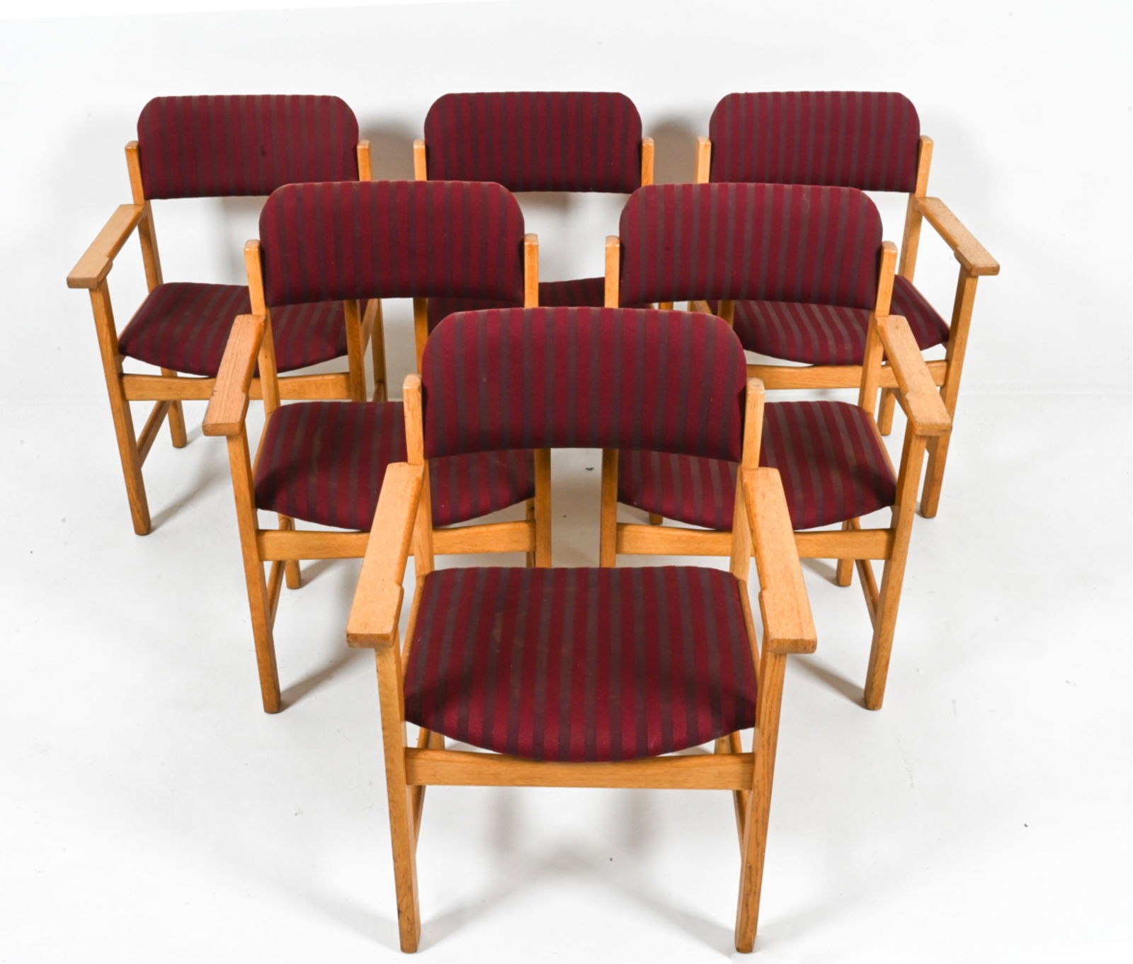 (6) RARE HANS WEGNER GETAMA OAK DINING CHAIRS (1 of 17)