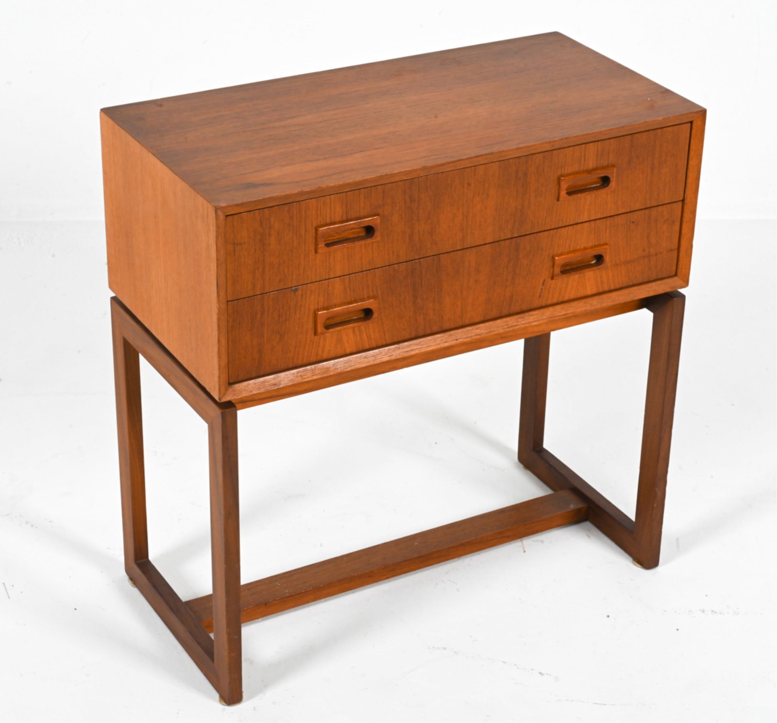 DANISH MODERN TEAK SIDE TABLE, C. 1970'S (1 of 12)