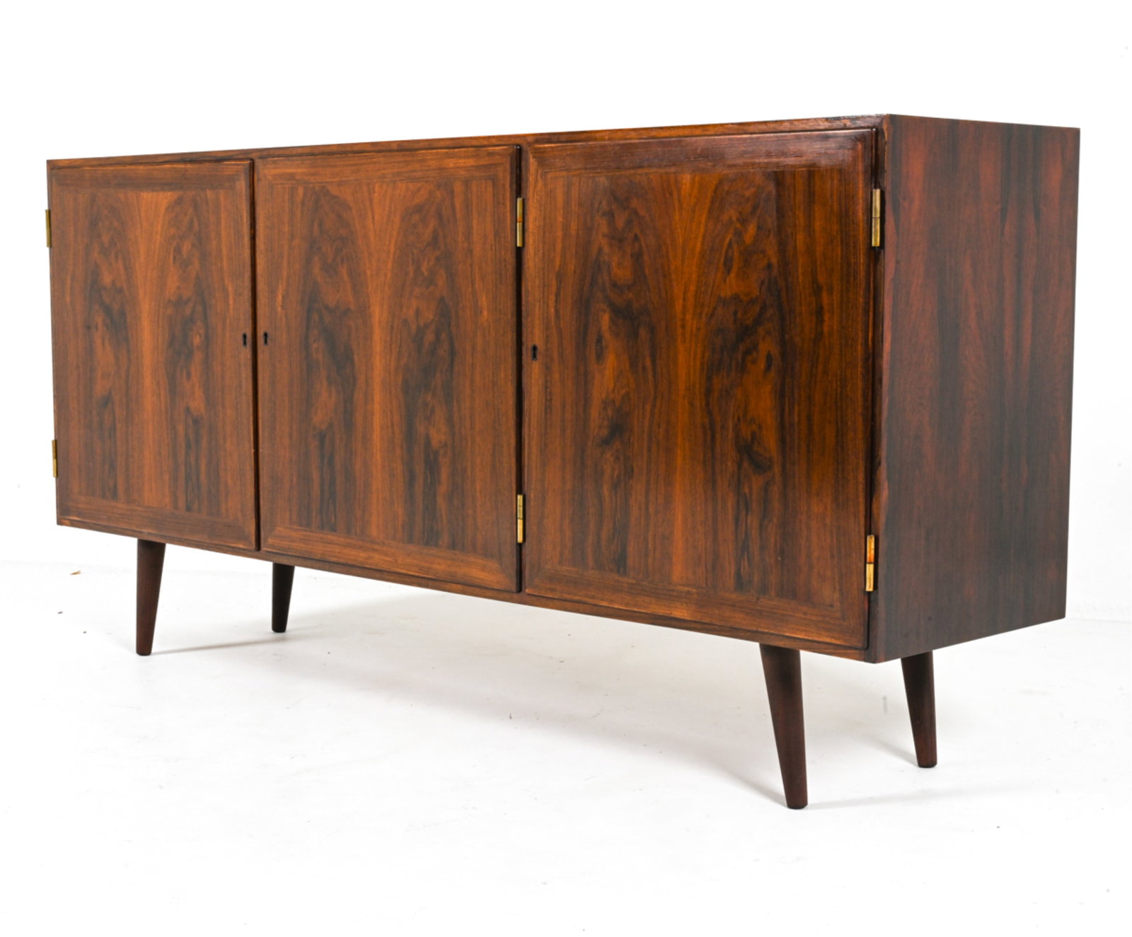 POUL HUNDEVAD DANISH ROSEWOOD SIDEBOARD, C. 1970'S (1 of 10)