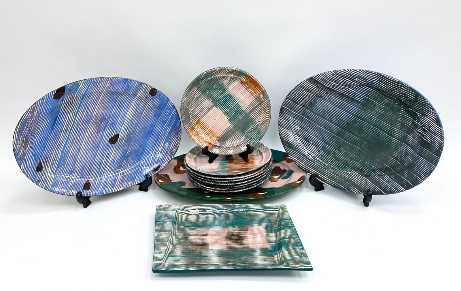 CLAUDIA REESE STUDIO CERAMIC PLATTERS & PLATES (1 of 7)