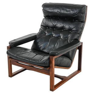 MANNER OF LENNART BENDER ROSEWOOD & LEATHER CHAIR: Rare Modern lounge chair in rosewood and black leather, with decorative finger joinery. In the manner of Lennart Bender or Percival Lafer. Scandinavian, c. 1980's. Dimensions: H 33" x W 30" x D 33" x