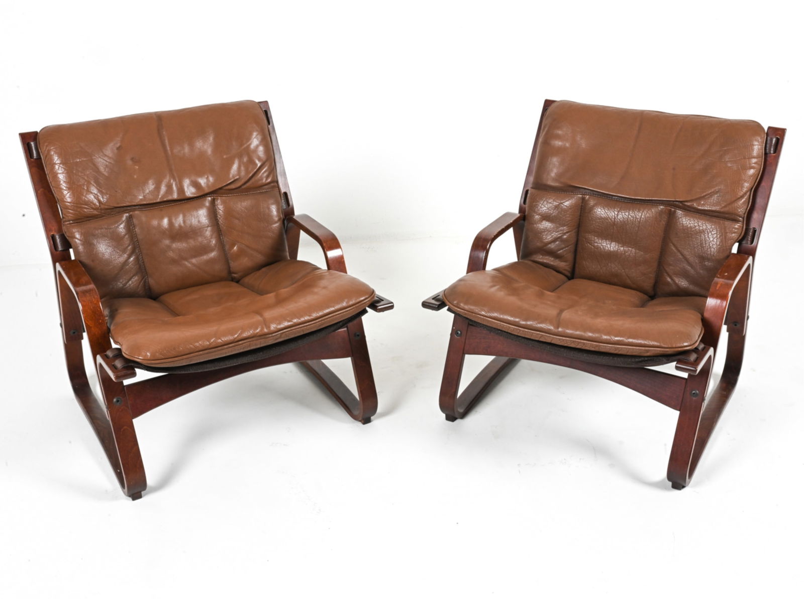 (2) GISKE CARLSEN FOR KLEPPE LEATHER LOUNGE CHAIRS (1 of 14)