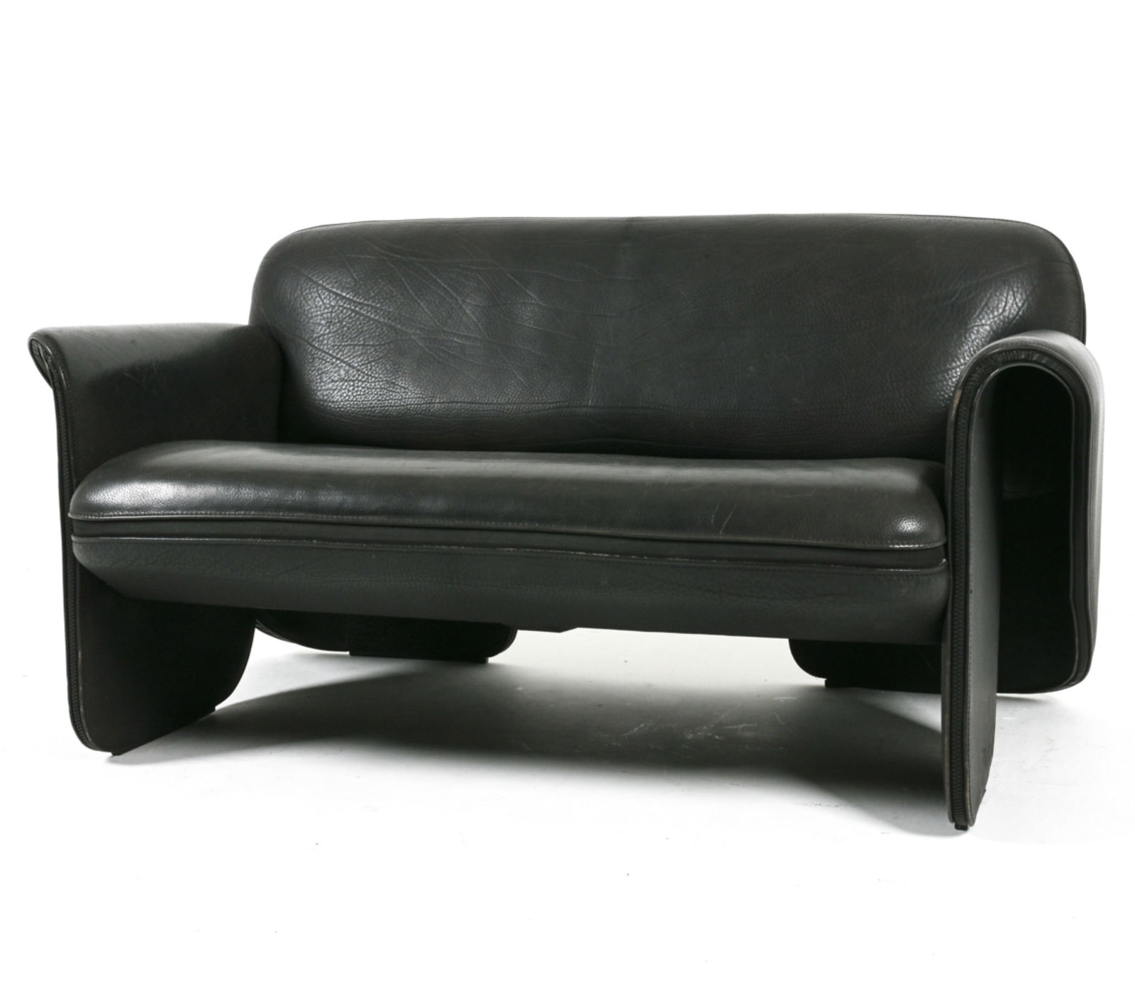 GERD LANGE FOR DE SEDE DS-125 BUFFALO LEATHER SOFA