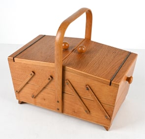 DUTCH MID-CENTURY OAK SEWING BOX