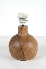 MODERNIST STUDIO POTTERY TABLE LAMP, C. 1970
