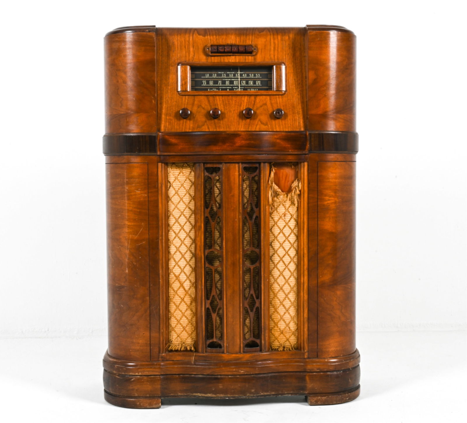 CASWELL-RUNYAN CABINET RADIO FROM THE HIT FACTORY (1 of 16)