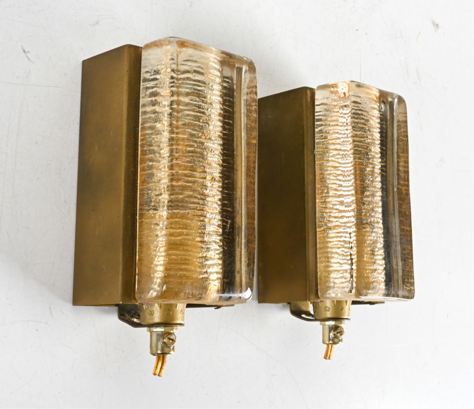 (2) VITRIKA & ORREFORS 'ATLANTIC' MINI SCONCES (1 of 11)