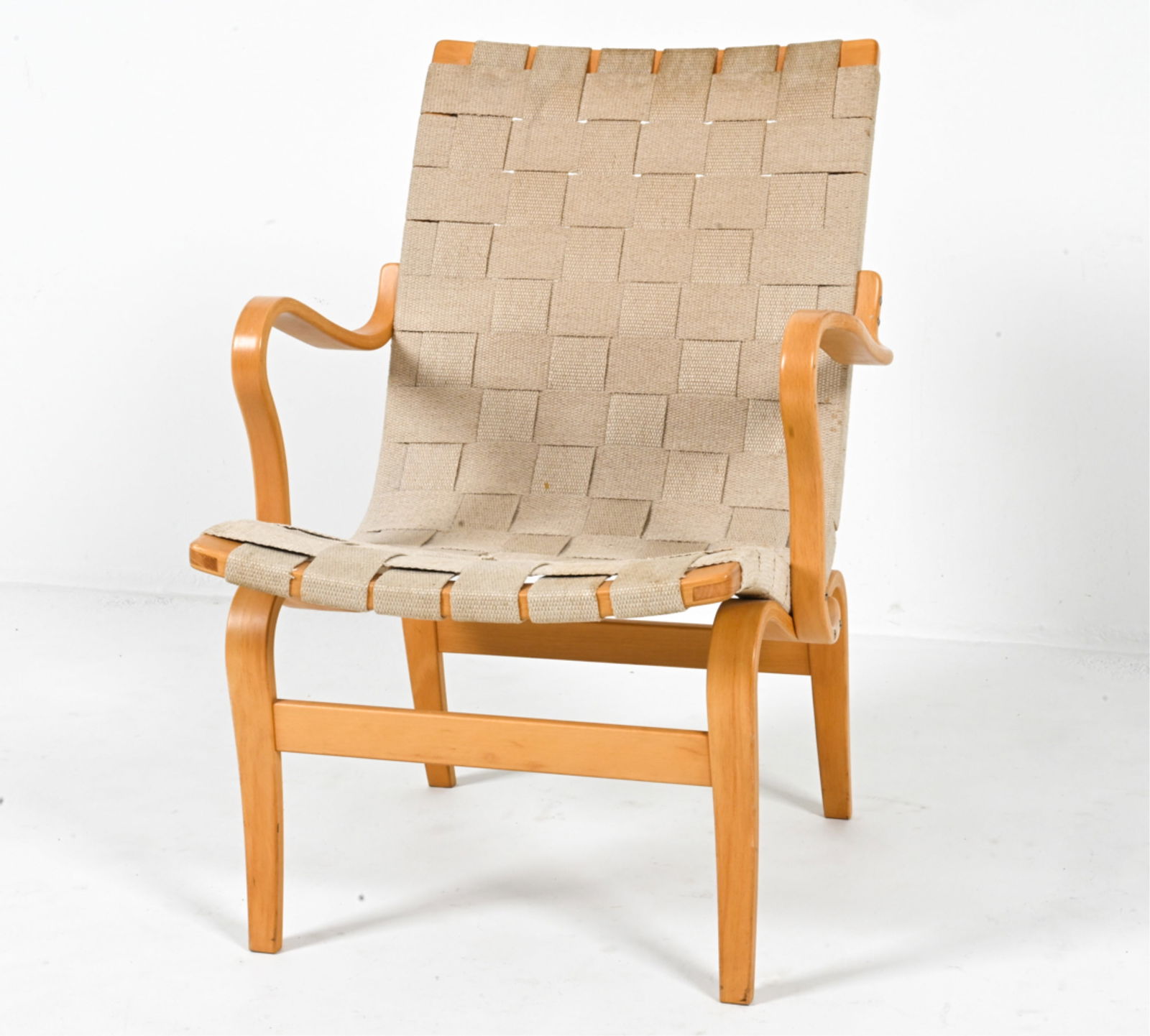 MODERN BENTWOOD LOUNGE CHAIR AFTER BRUNO MATHSSON (1 of 11)