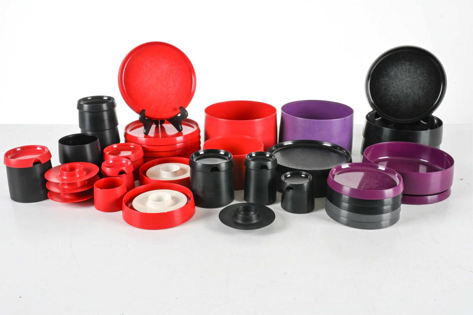 KRISTIAN VEDEL TORBEN ORSKOV MELAMINE DINNERWARE (1 of 15)